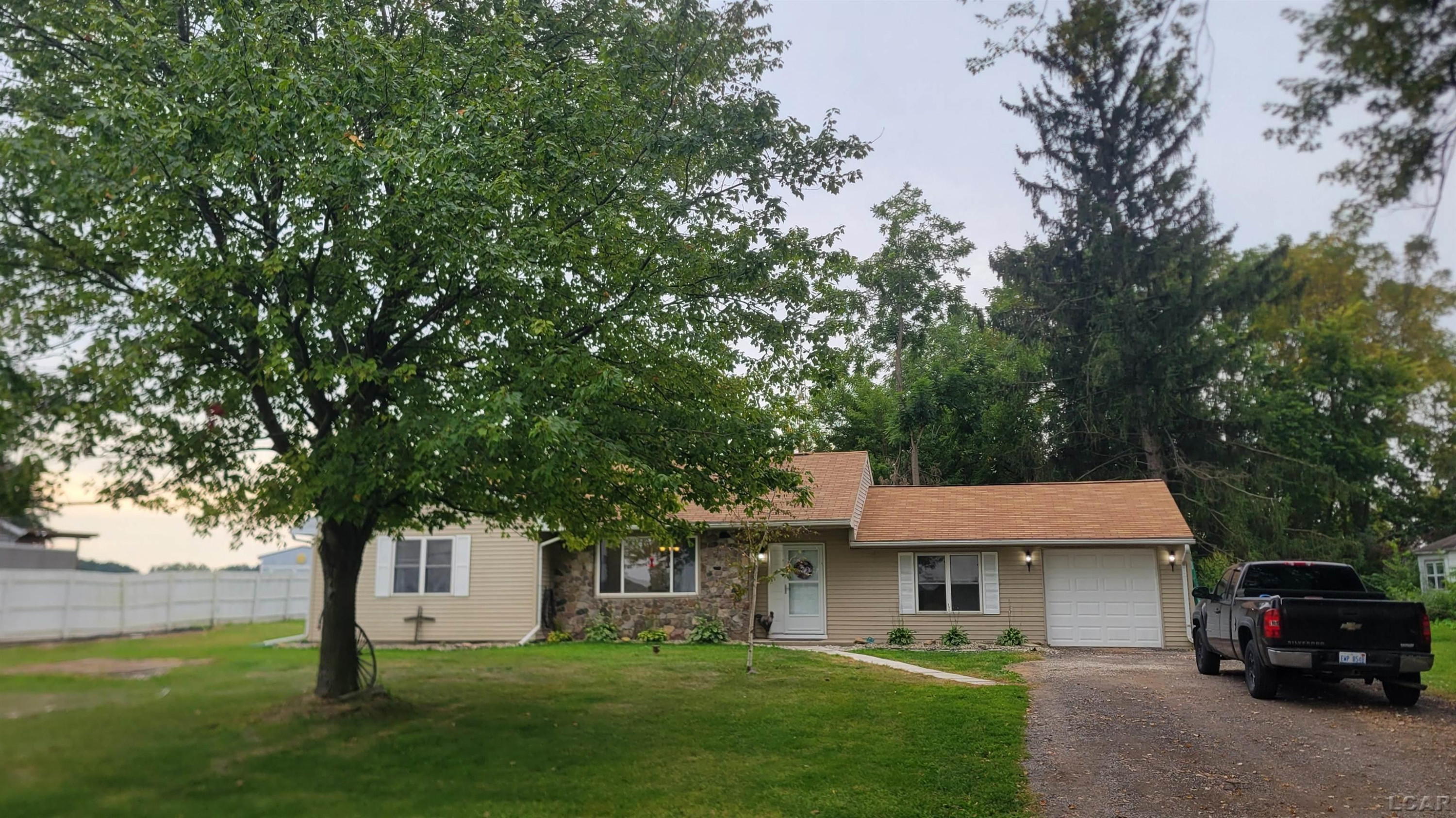 2003 E M-50 Highway, Tecumseh, MI 49286 — front exterior