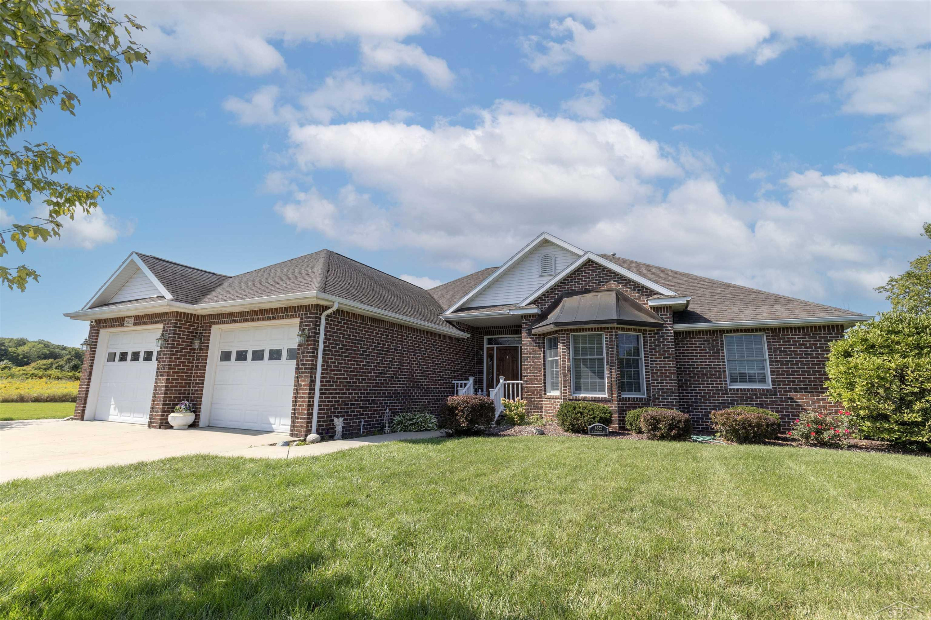 5832 N Braeburn Street, Saginaw, MI 48638 — Photo 7