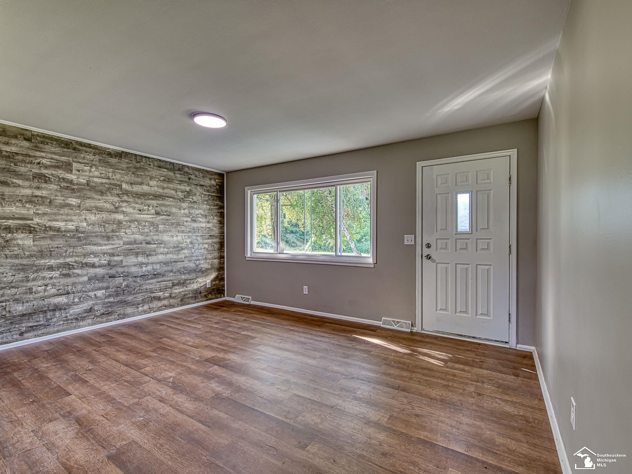 8850 Day Street, Monroe, MI 48162 — Photo 3
