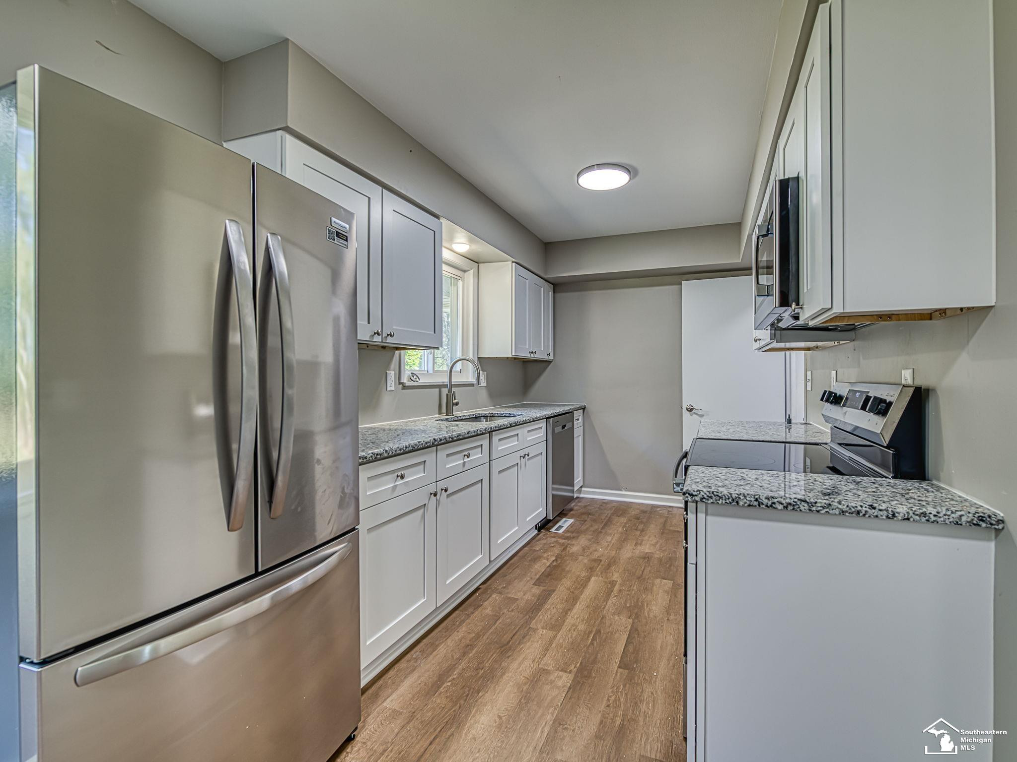 8850 Day Street, Monroe, MI 48162 — Photo 8