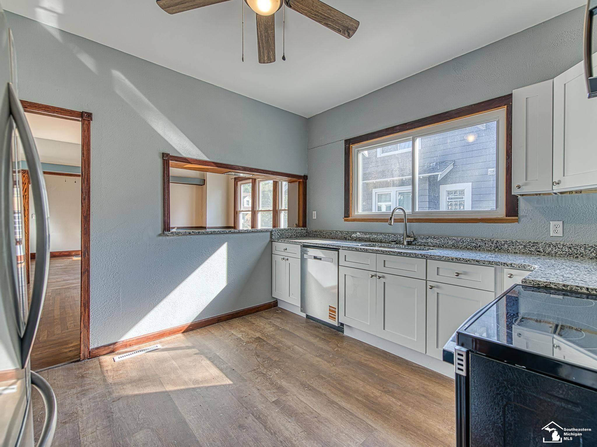 1103 W Temperance Road, Temperance, MI 48182 — Photo 4