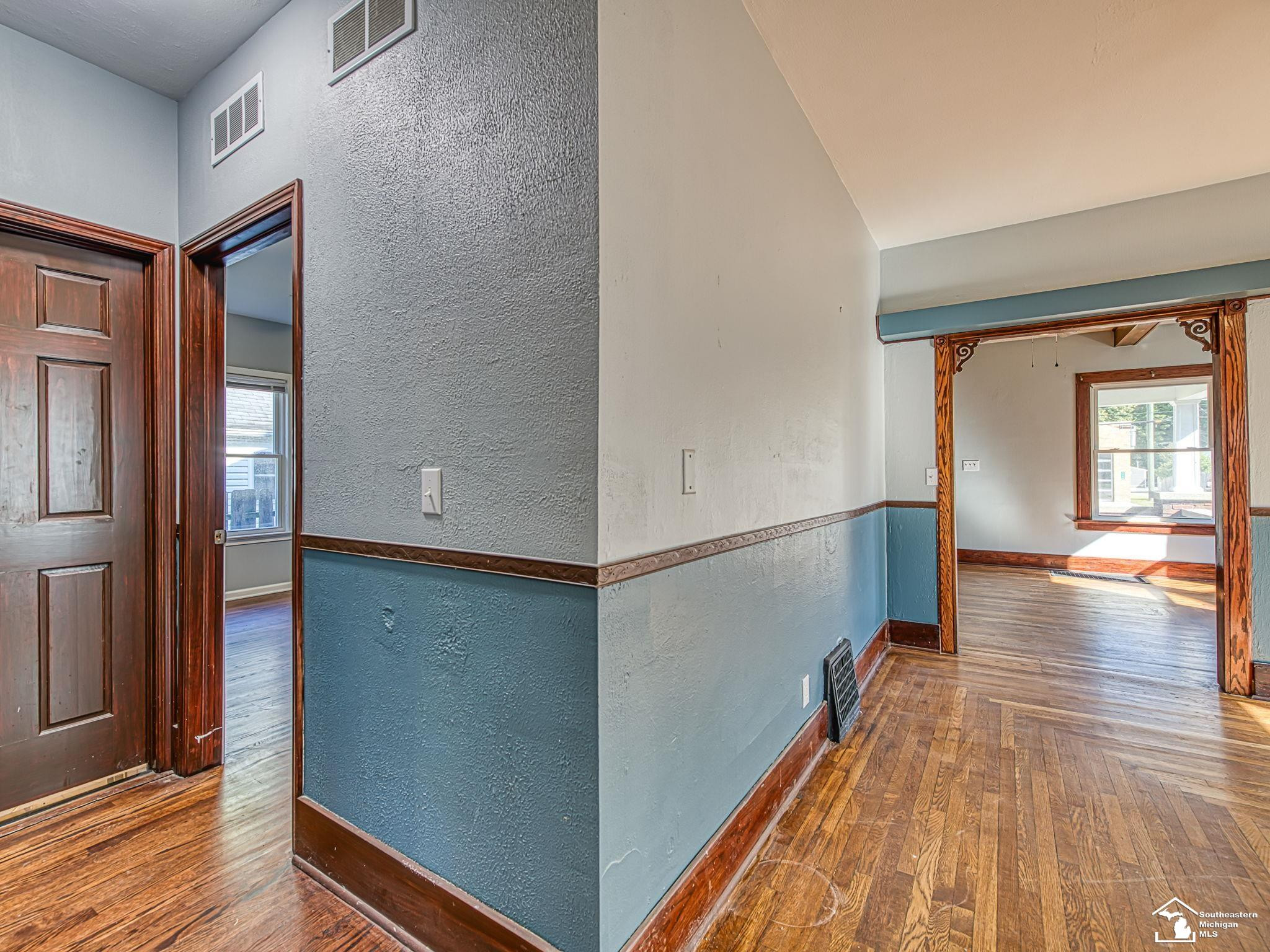 1103 W Temperance Road, Temperance, MI 48182 — Photo 5