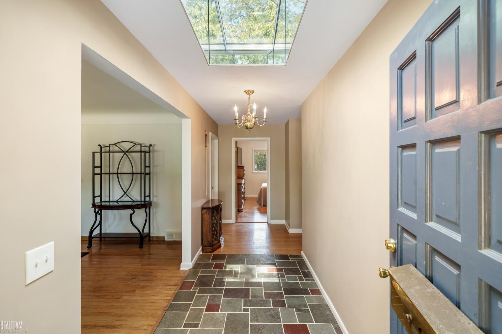 15 N Edgewood Drive, Grosse Pointe Shores, MI 48236 — Photo 9