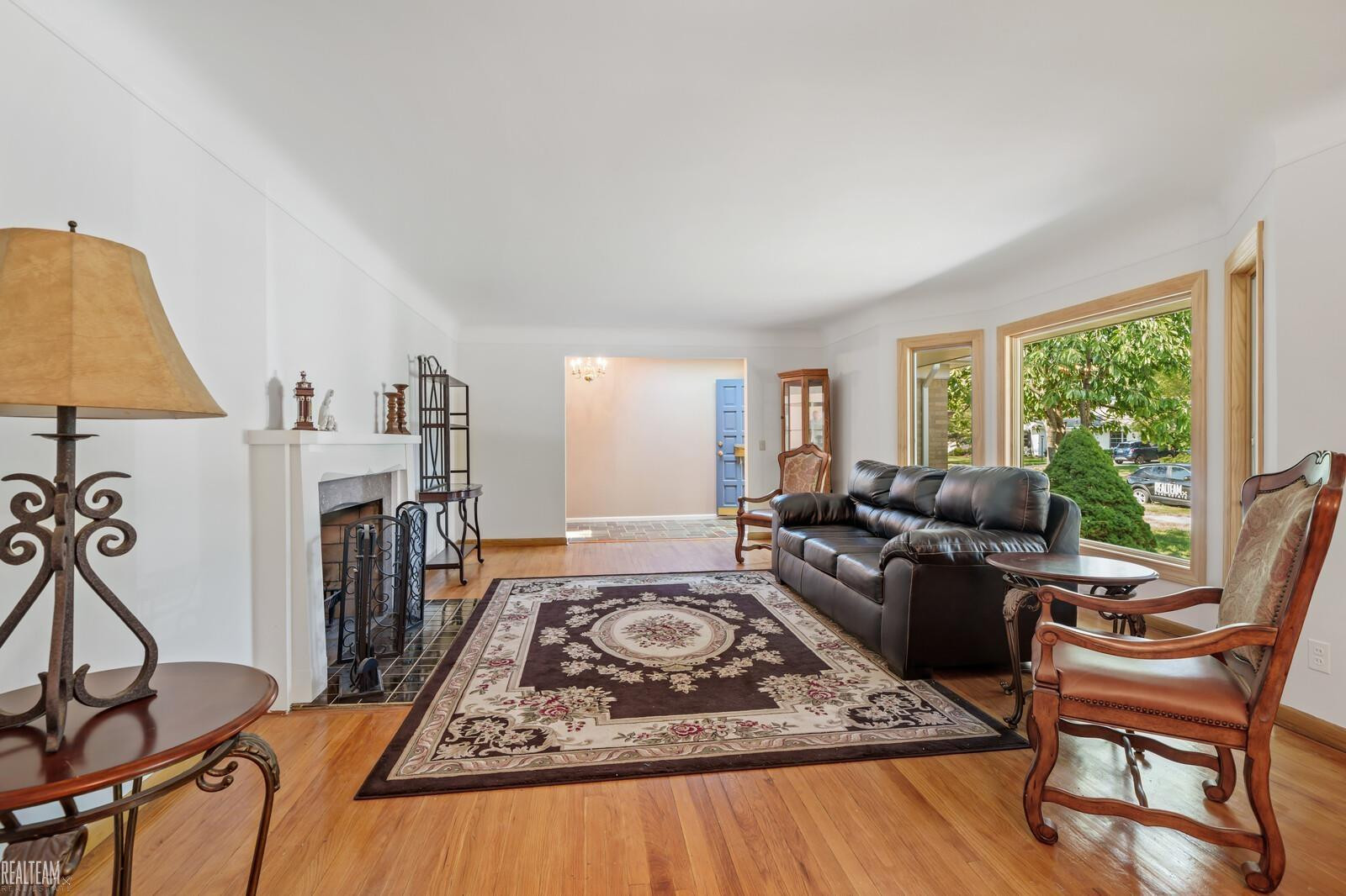 15 N Edgewood Drive, Grosse Pointe Shores, MI 48236 — Photo 22