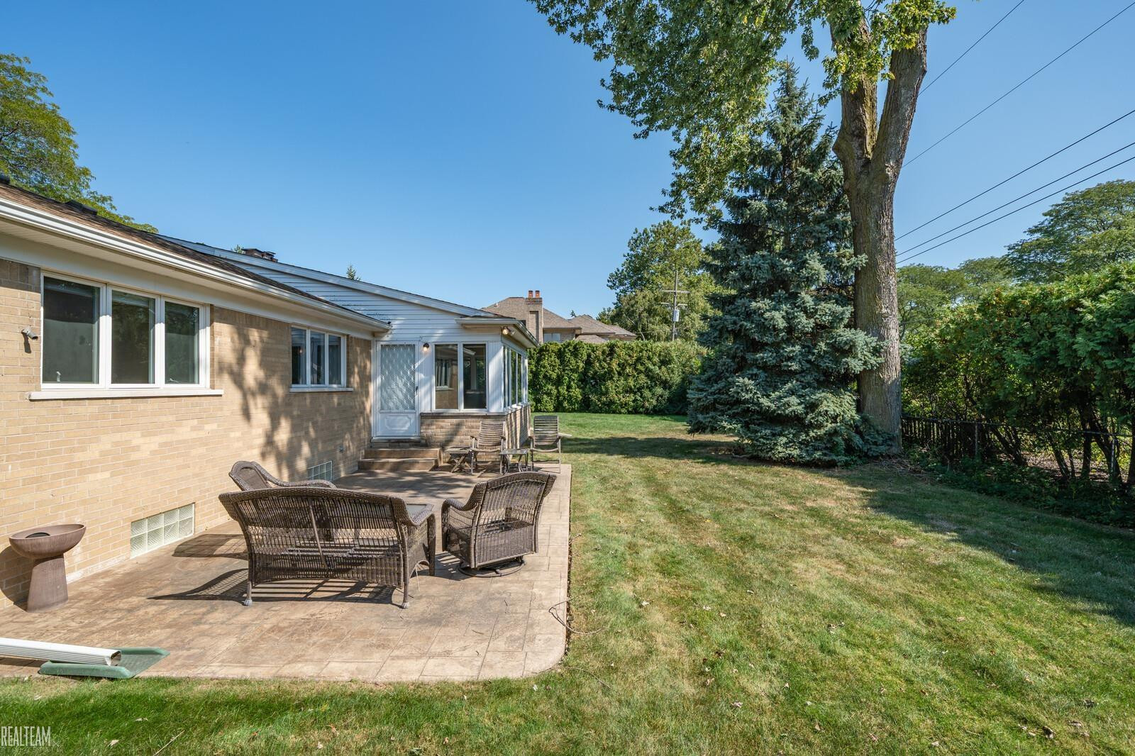 15 N Edgewood Drive, Grosse Pointe Shores, MI 48236 — Photo 43