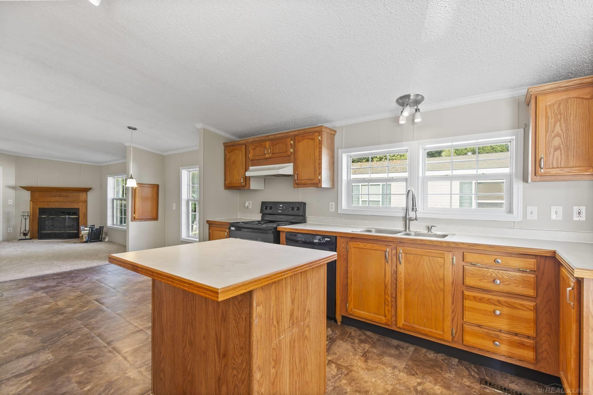 9386 Starboard Drive, MI — Photo 11