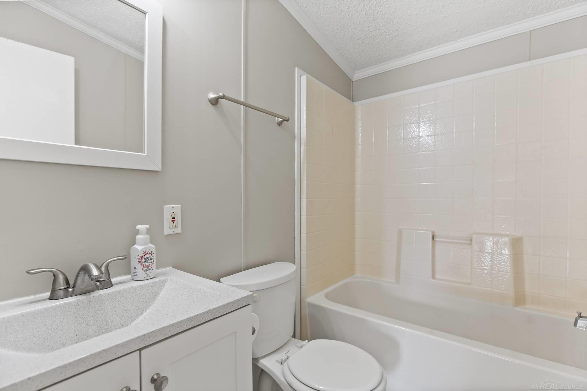 9386 Starboard Drive, MI — Photo 15