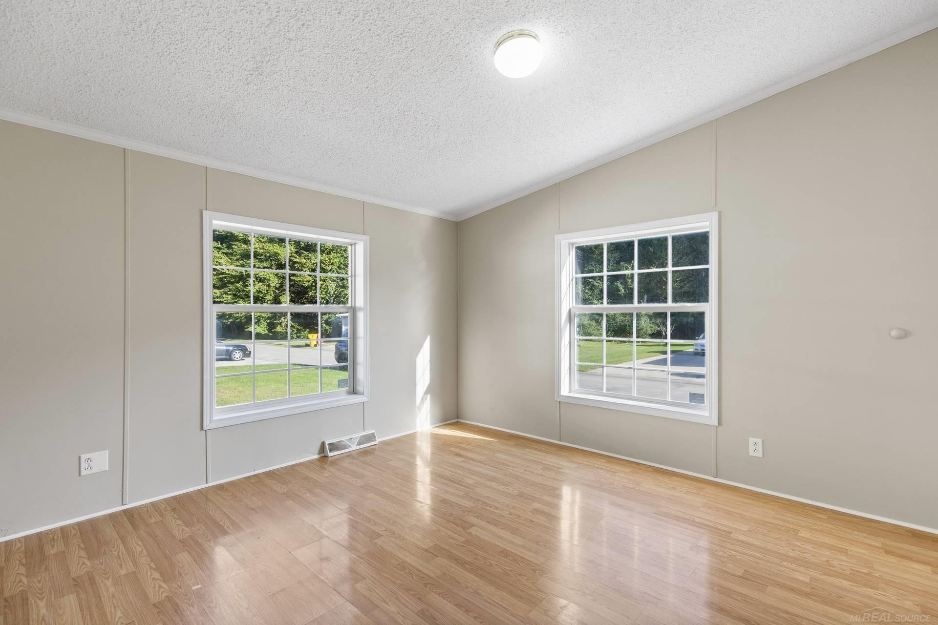 9386 Starboard Drive, MI — Photo 16