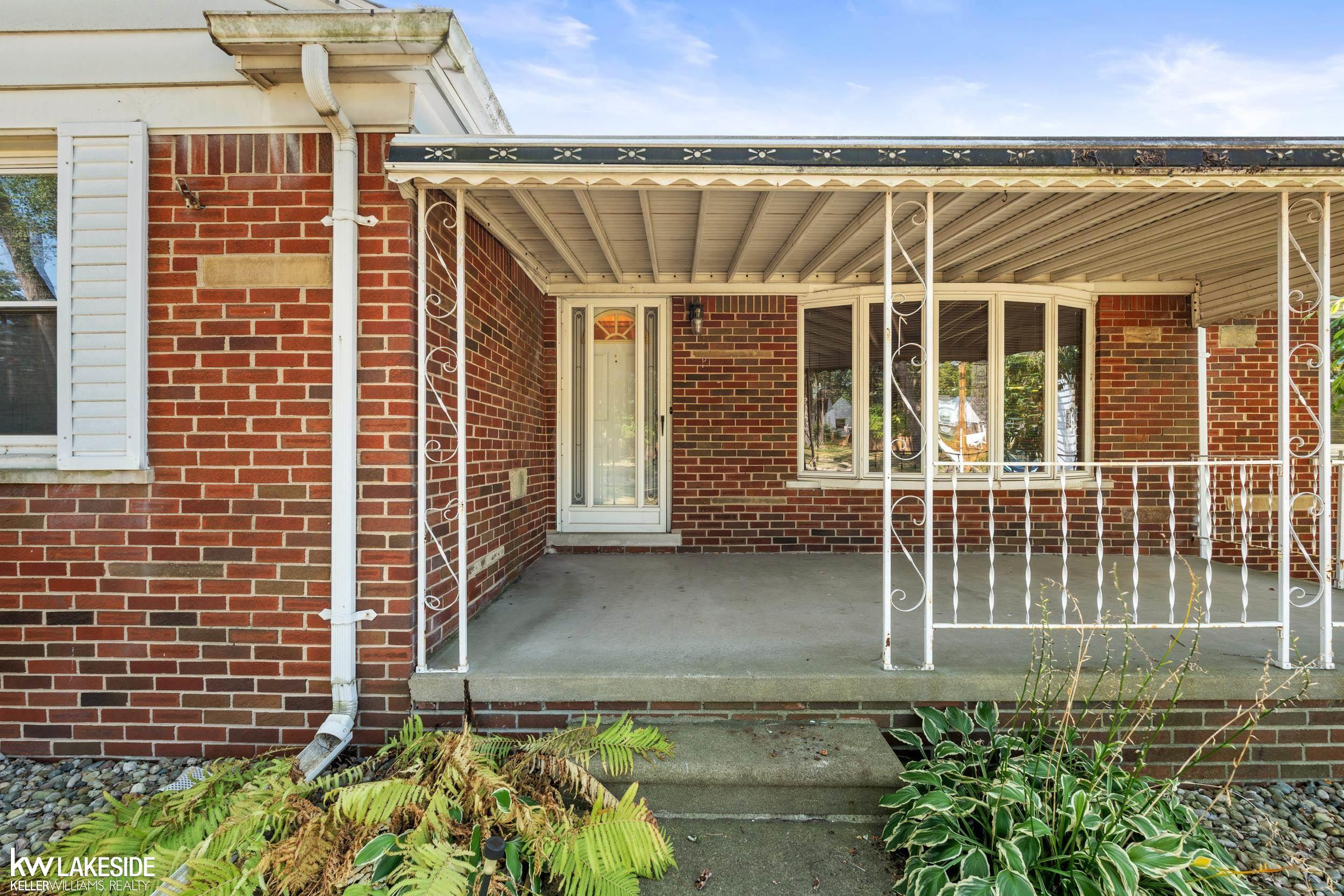 8518 Superior Street, Center Line, MI 48015 — Photo 7