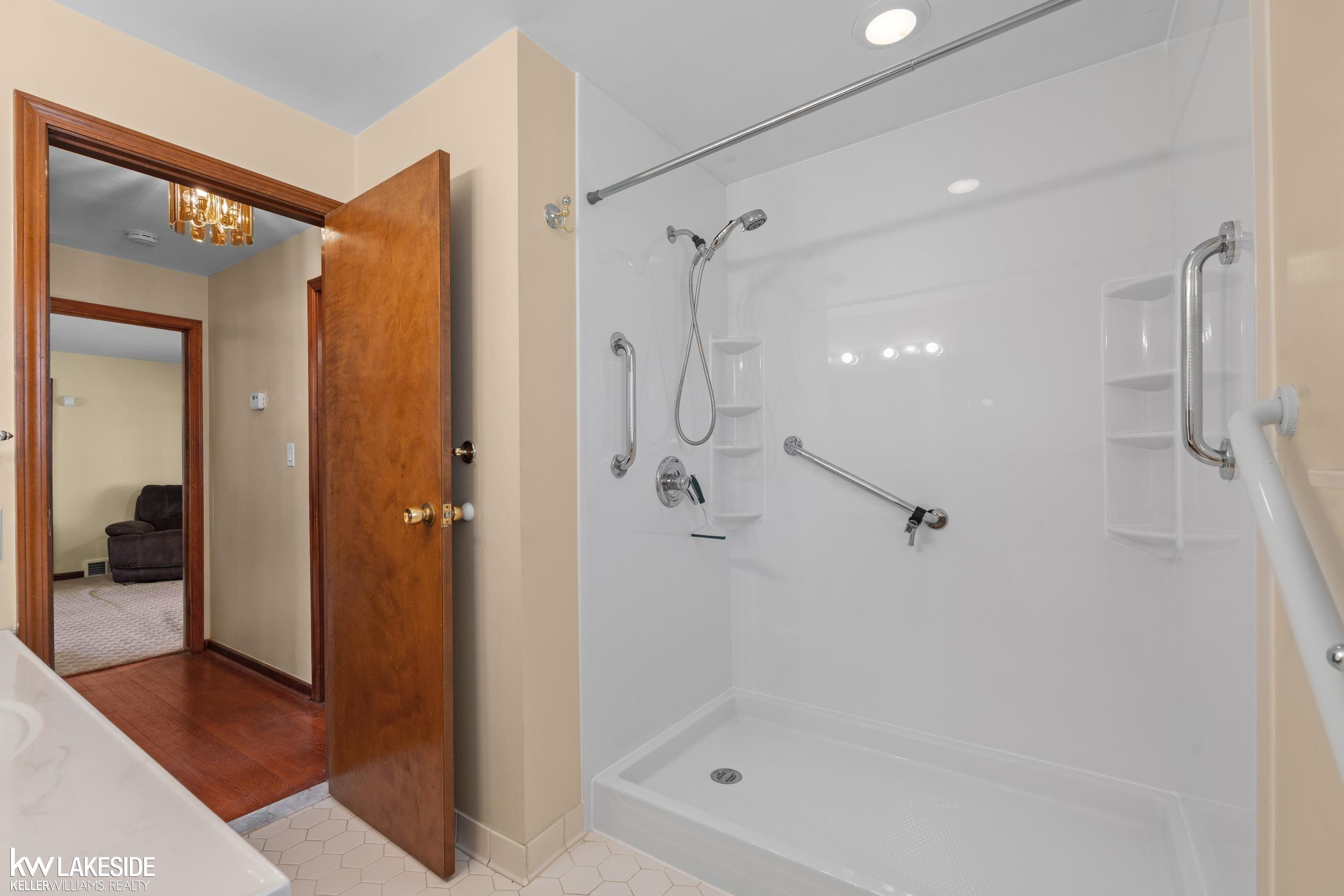 8518 Superior Street, Center Line, MI 48015 — Photo 20
