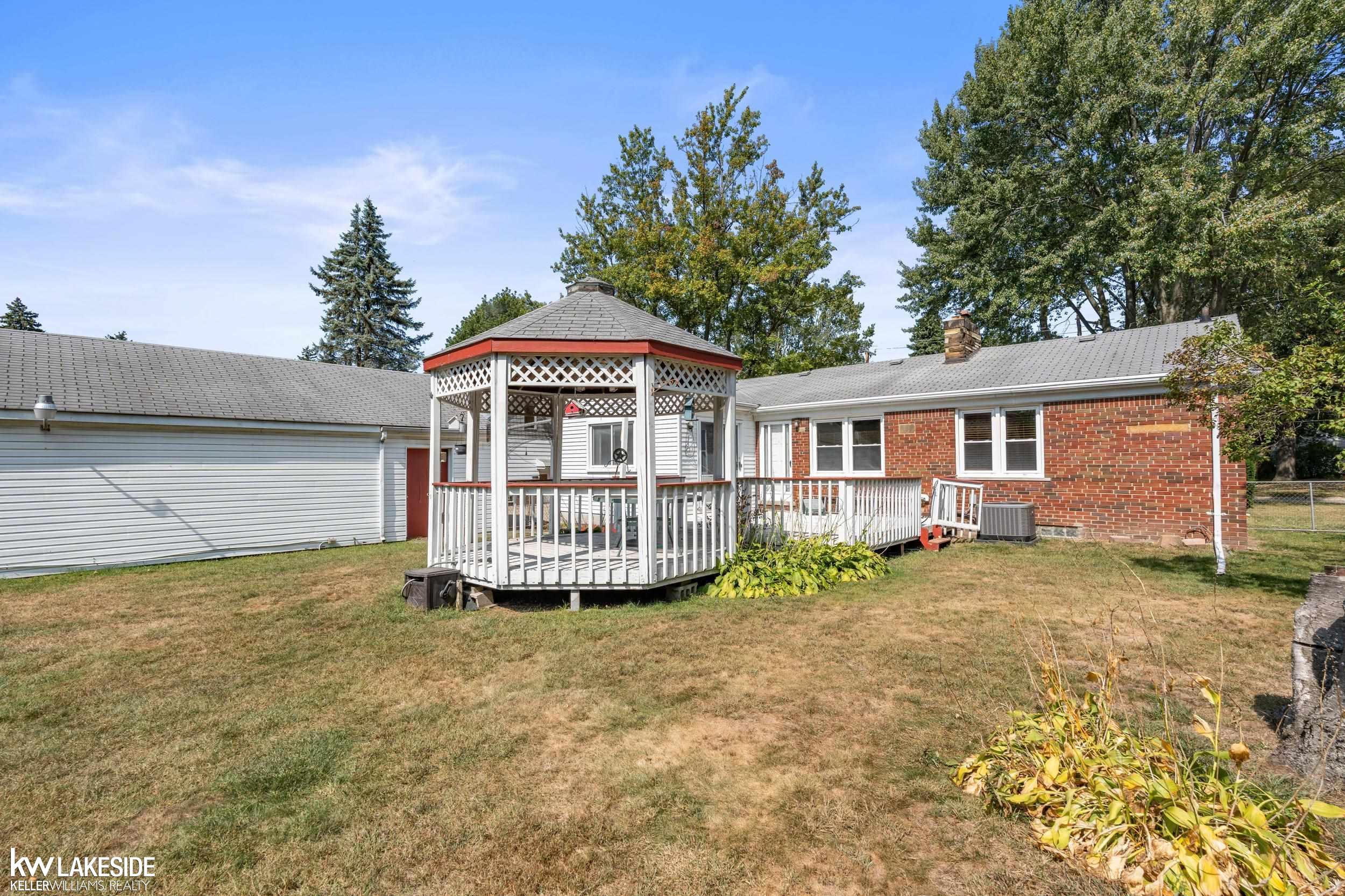 8518 Superior Street, Center Line, MI 48015 — Photo 31