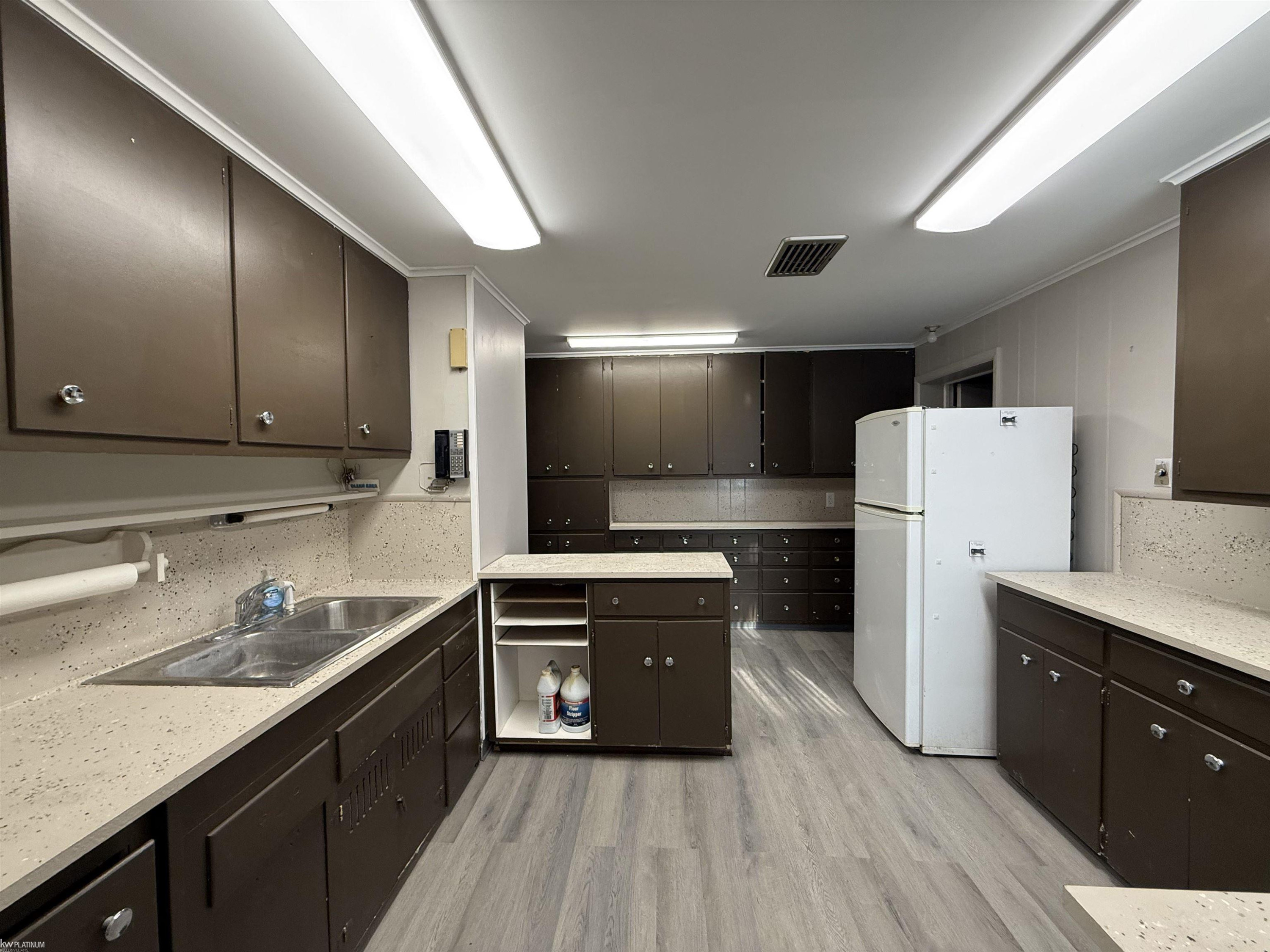 241 N Main Street, MI 48065 — Photo 8