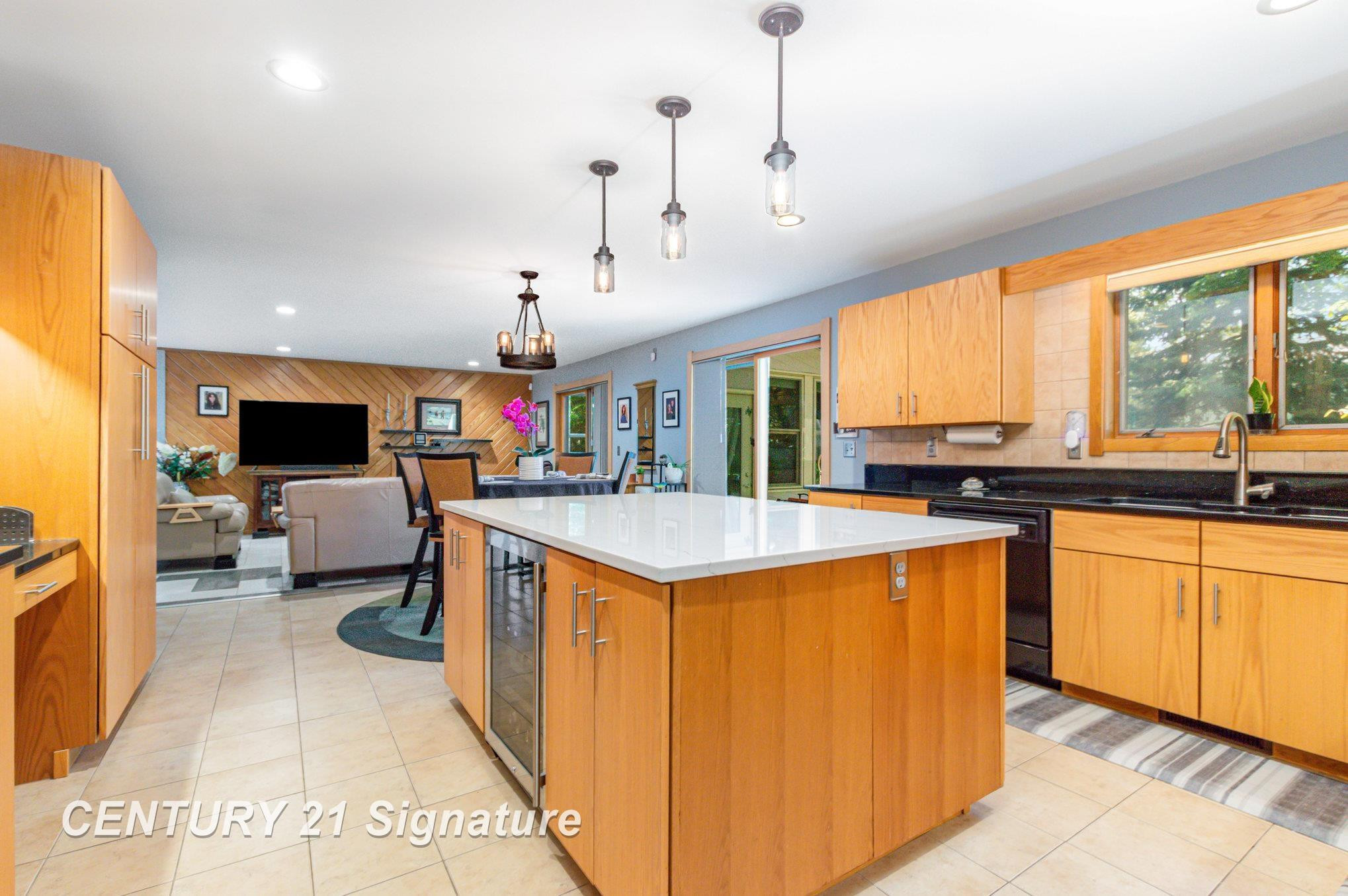 5705 Lantern Lane, Midland, MI 48642 — Photo 9