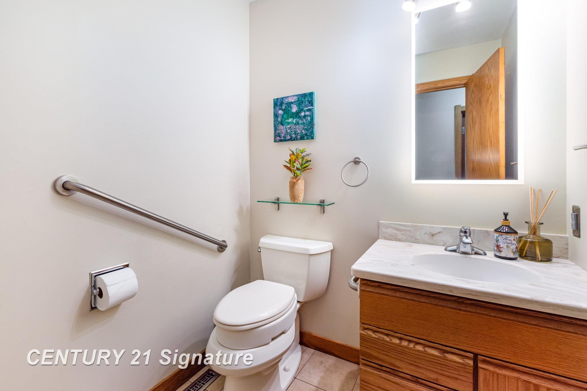 5705 Lantern Lane, Midland, MI 48642 — Photo 18