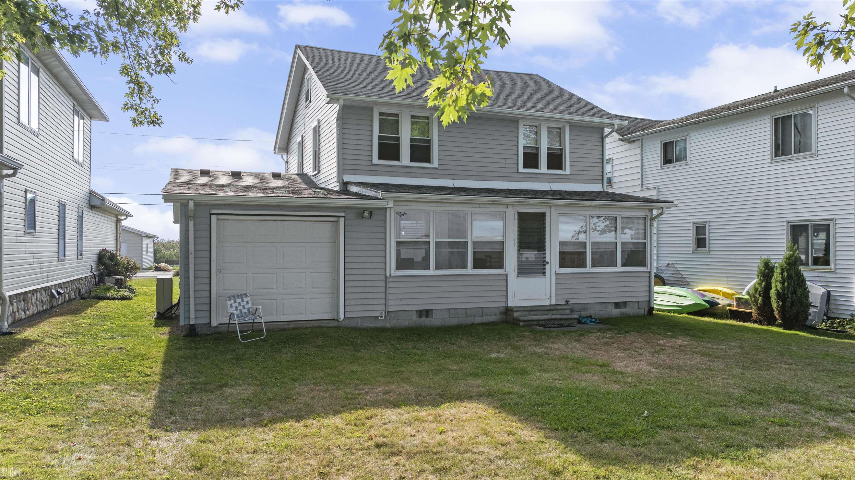 8274 Anchor Bay Drive, MI 48001 — Photo 6