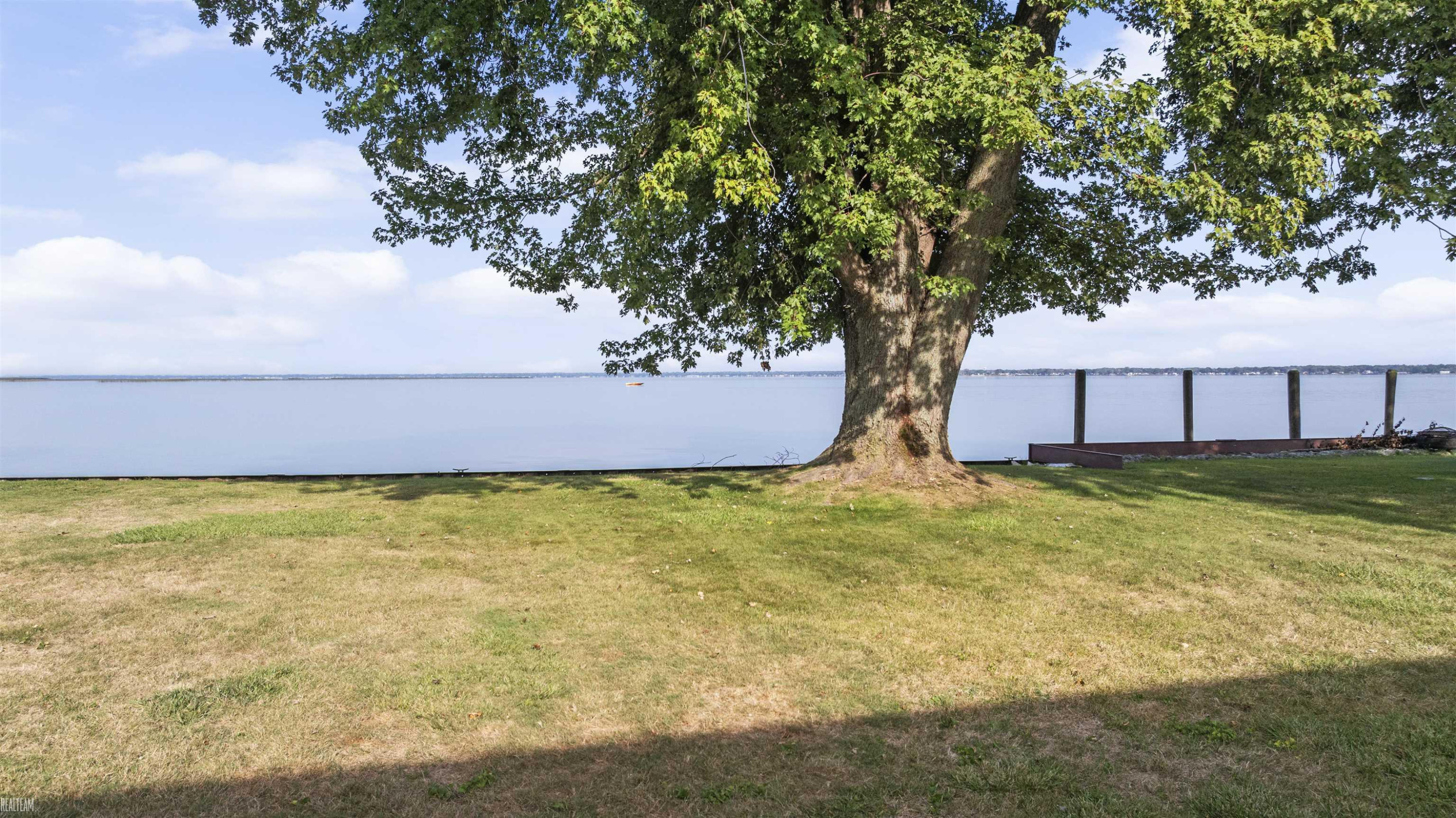 8274 Anchor Bay Drive, MI 48001 — Photo 9