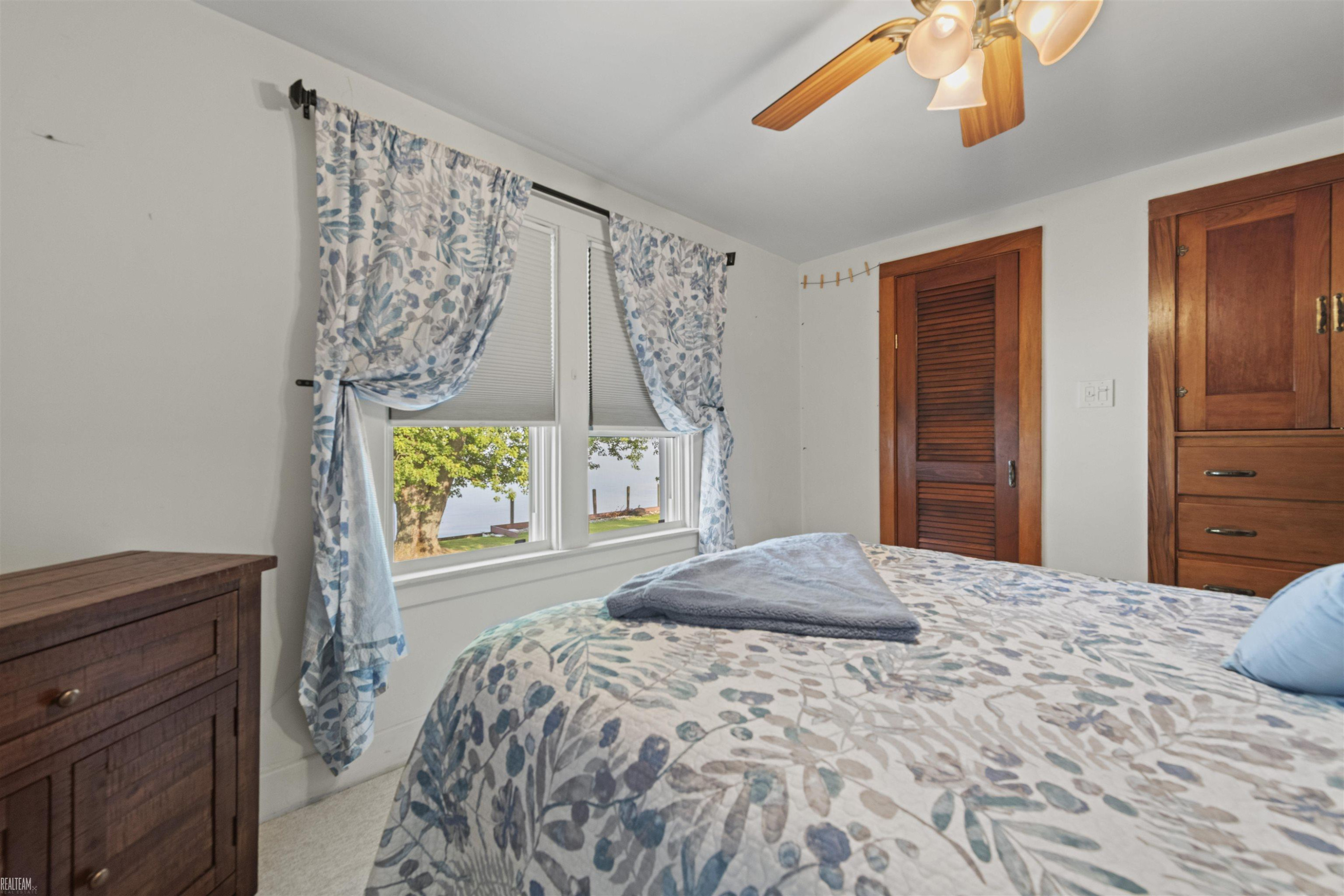 8274 Anchor Bay Drive, MI 48001 — Photo 31