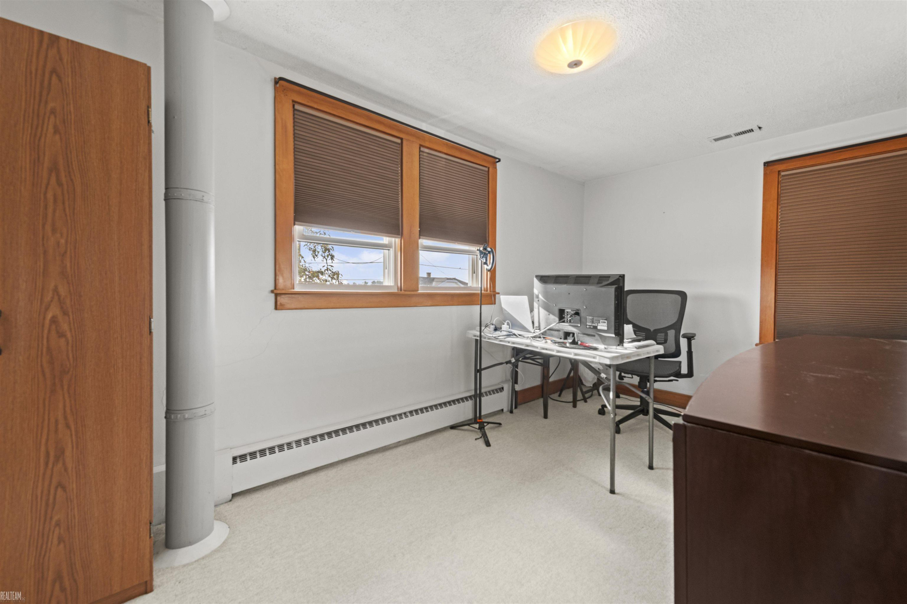 8274 Anchor Bay Drive, MI 48001 — Photo 36