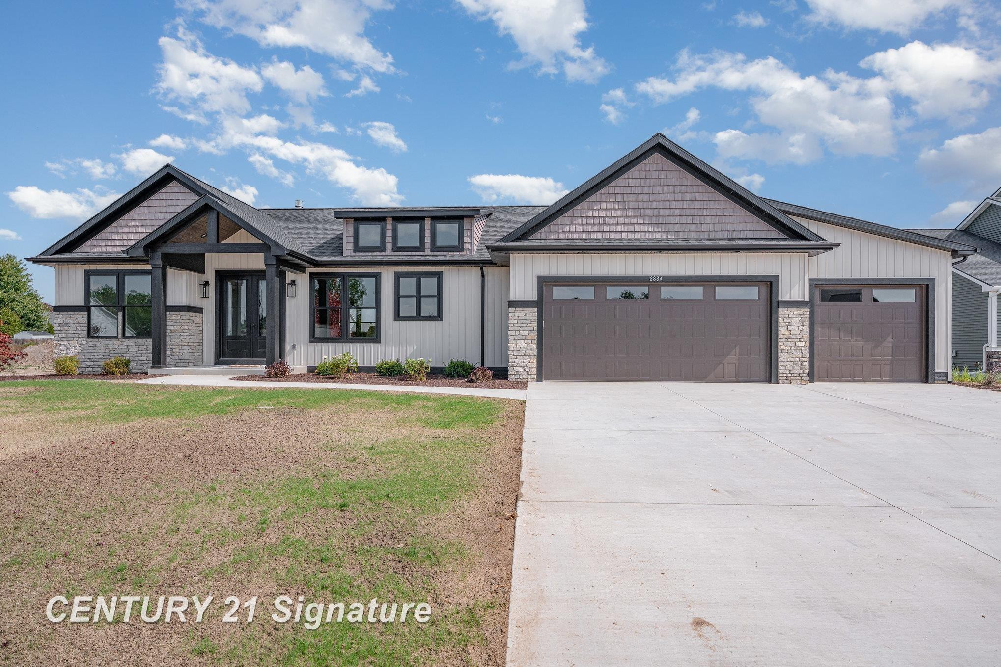 8884 Copper Court, Freeland, MI 48623