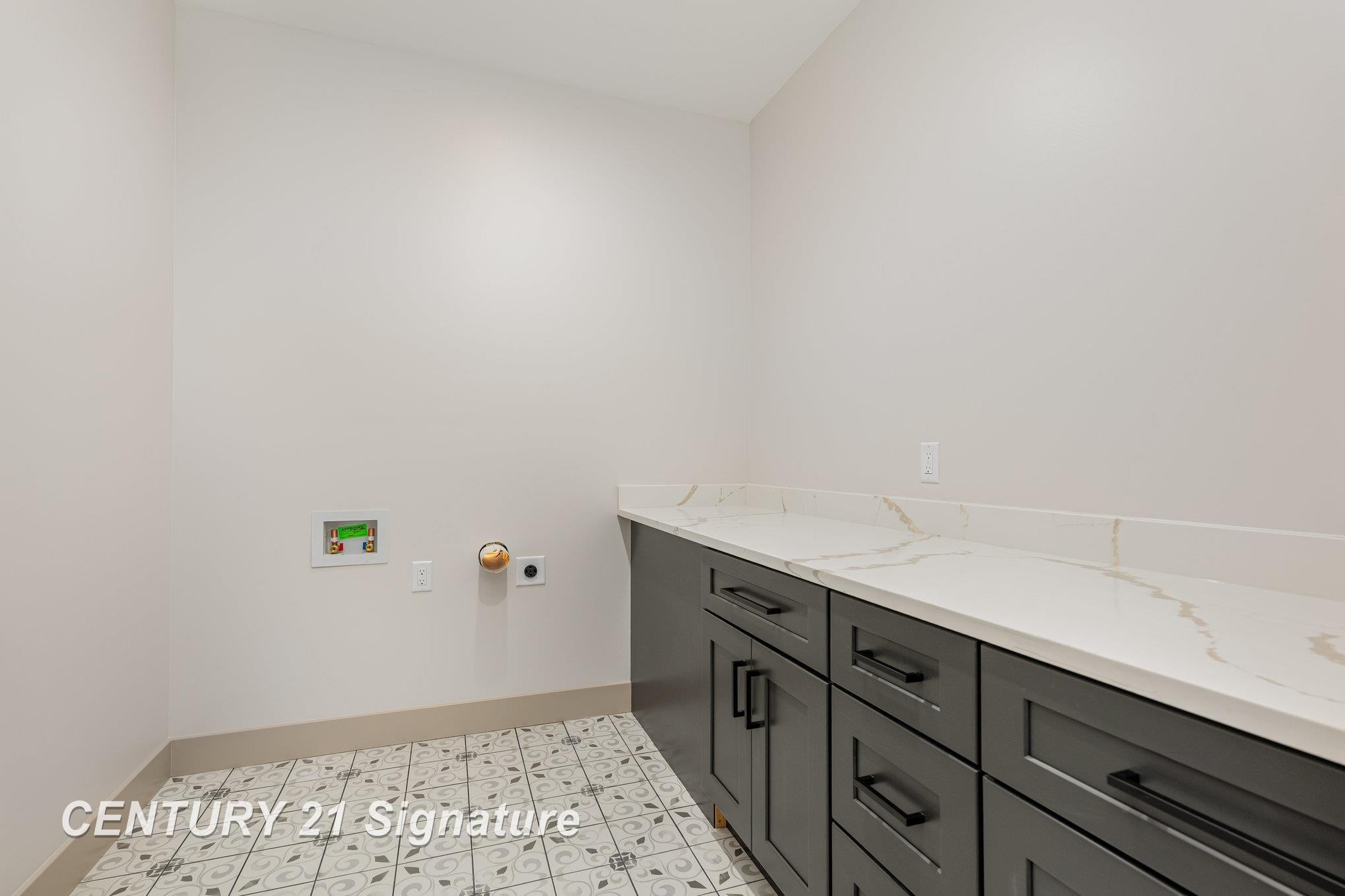 8884 Copper Court, Freeland, MI 48623 — Photo 16