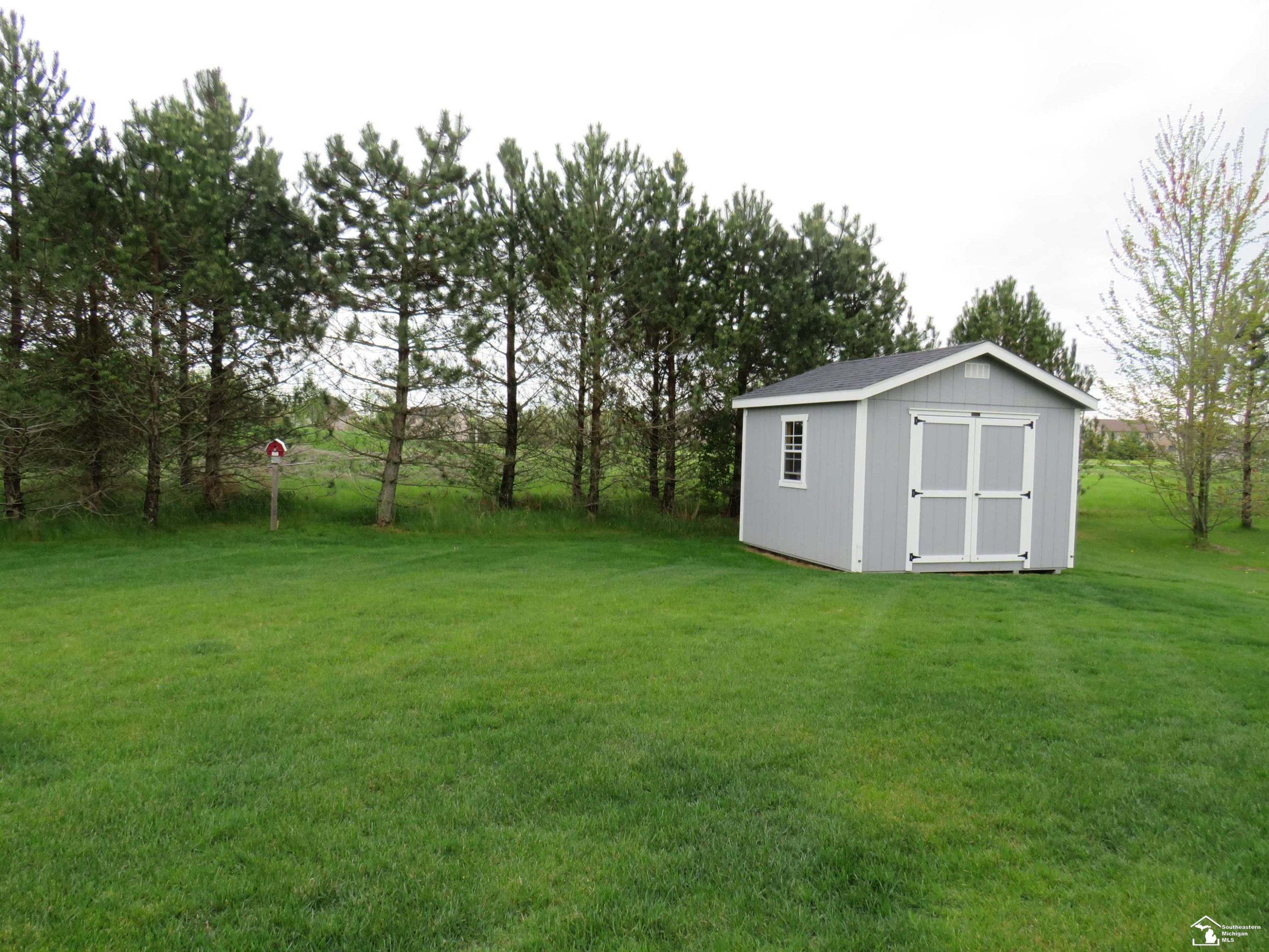 465 Corinth Circle, Dundee, MI 48131 — Photo 20