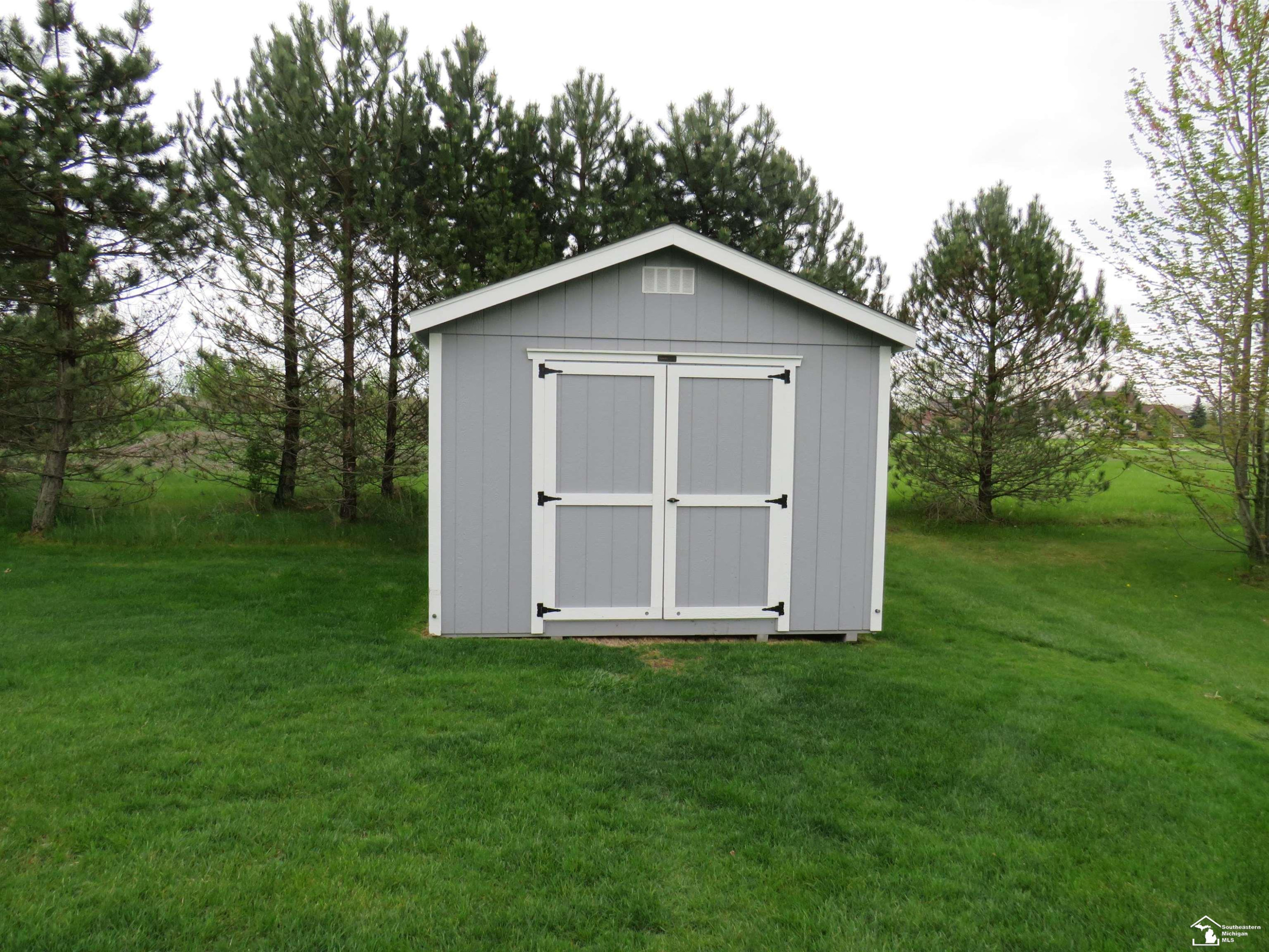 465 Corinth Circle, Dundee, MI 48131 — Photo 21