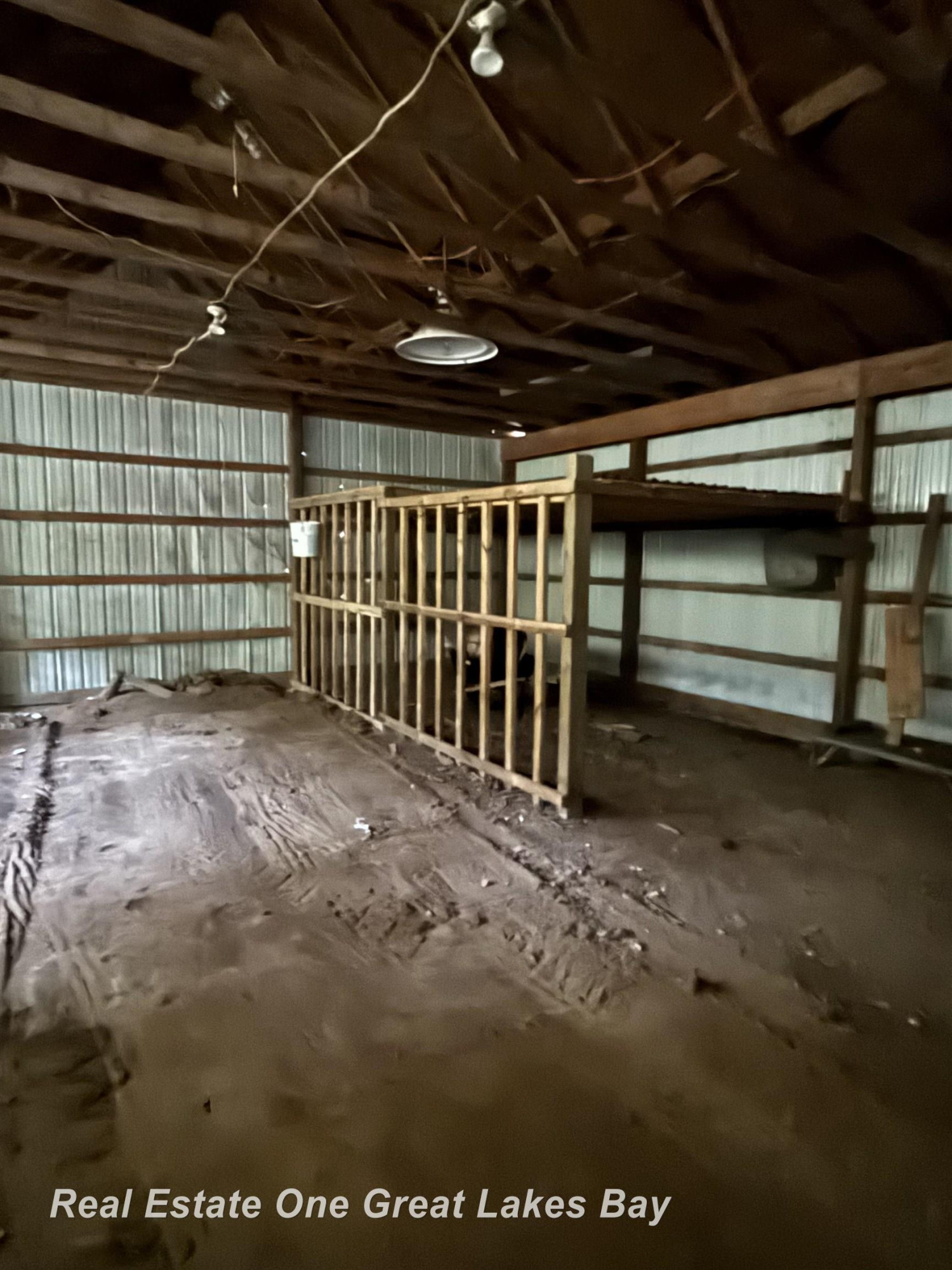 3702 W Berry Road, Sterling, MI 48659 — Photo 30