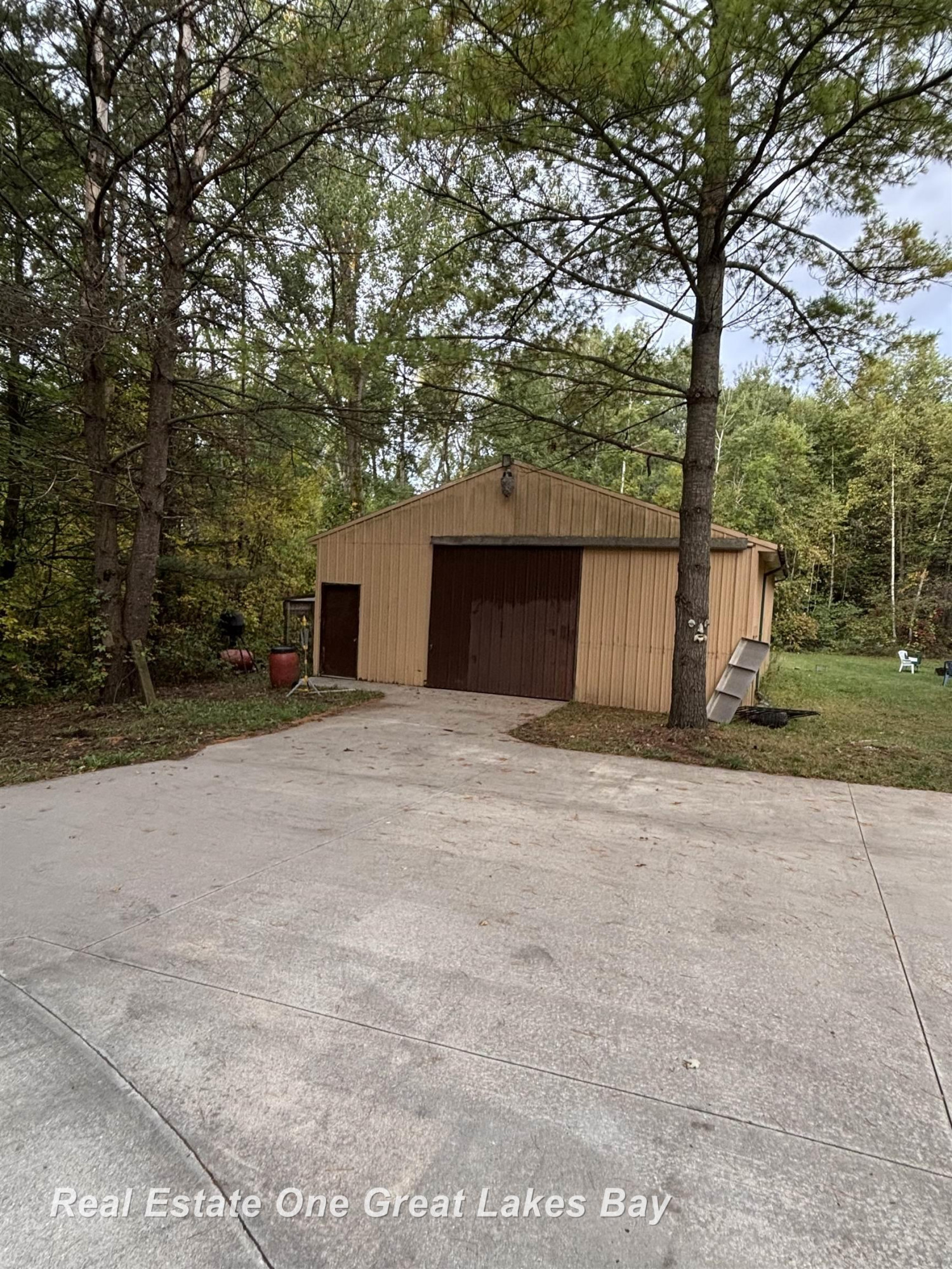 3702 W Berry Road, Sterling, MI 48659 — Photo 31