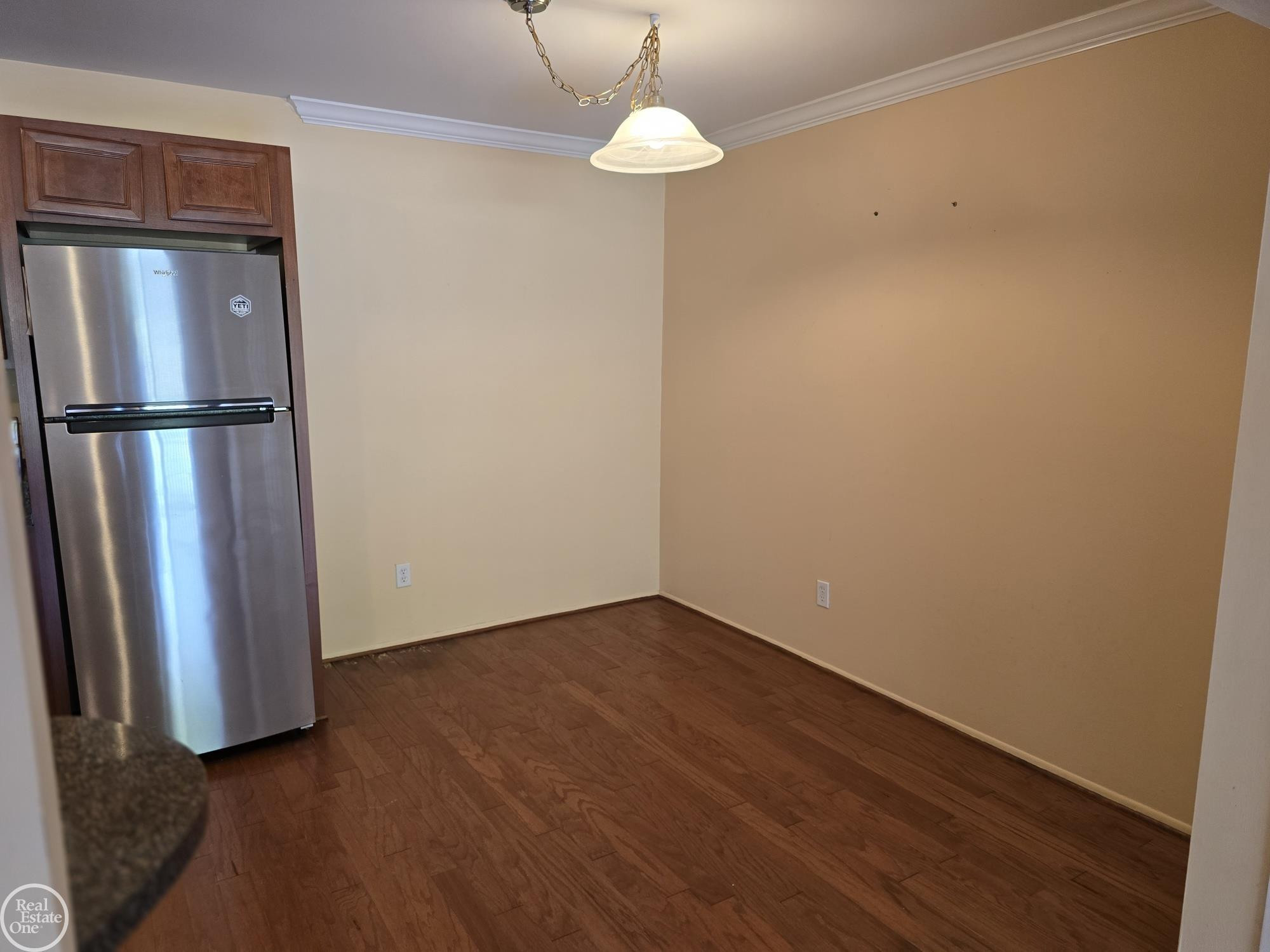 2405 Torquay Street, Bldg. A Unit #104, Royal Oak, MI 48073 — Photo 9