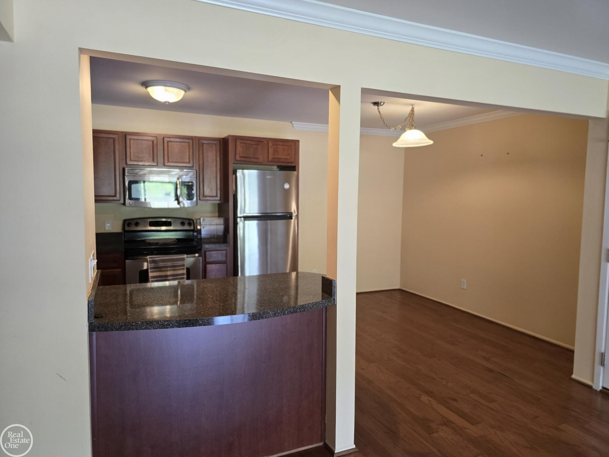 2405 Torquay Street, Bldg. A Unit #104, Royal Oak, MI 48073 — Photo 11