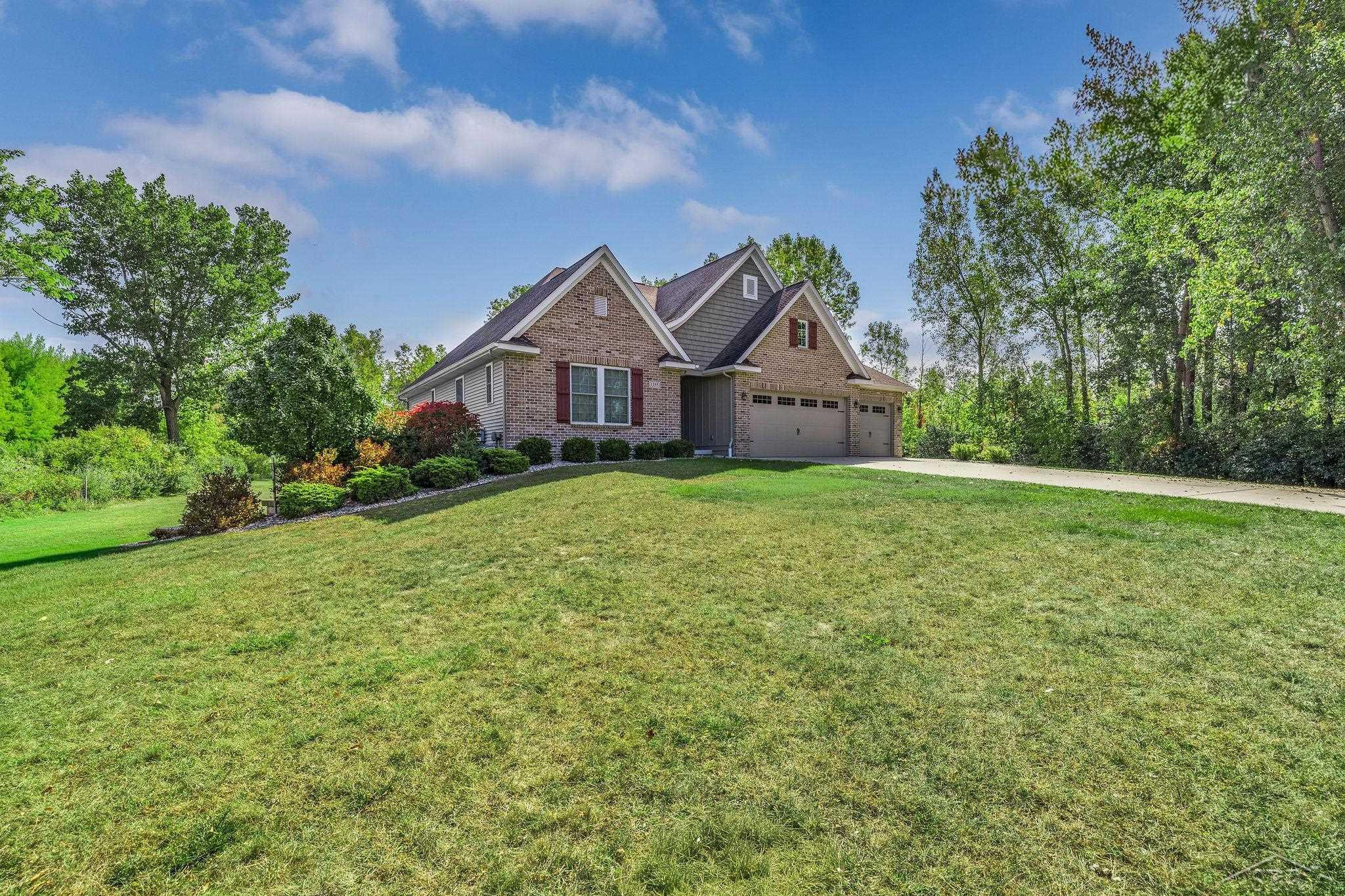 1255 S 9 mile Road, Kawkawlin, MI 48631 — Photo 2