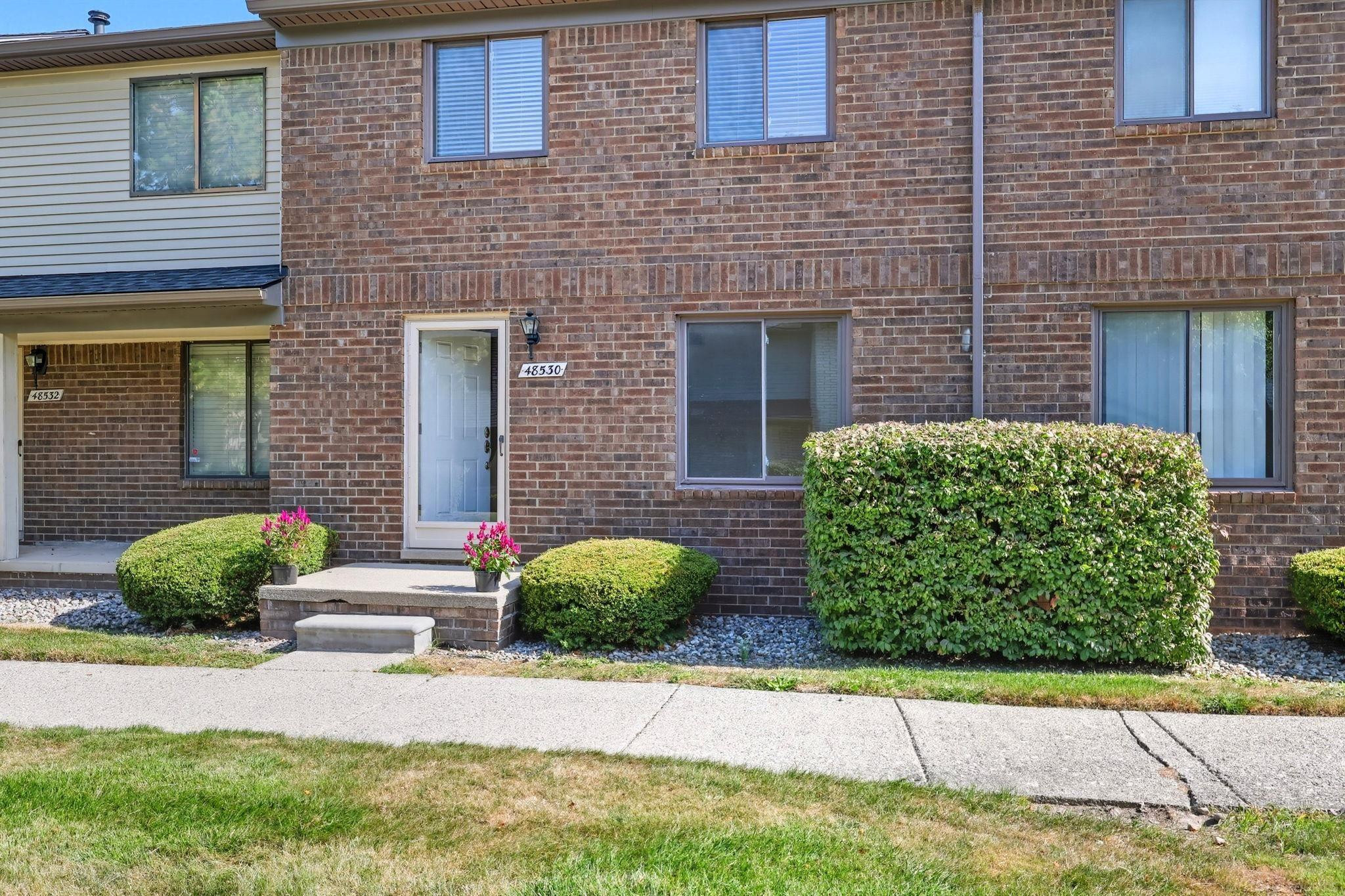 48530 Sugarbush Road, New Baltimore, MI 48047 — front exterior