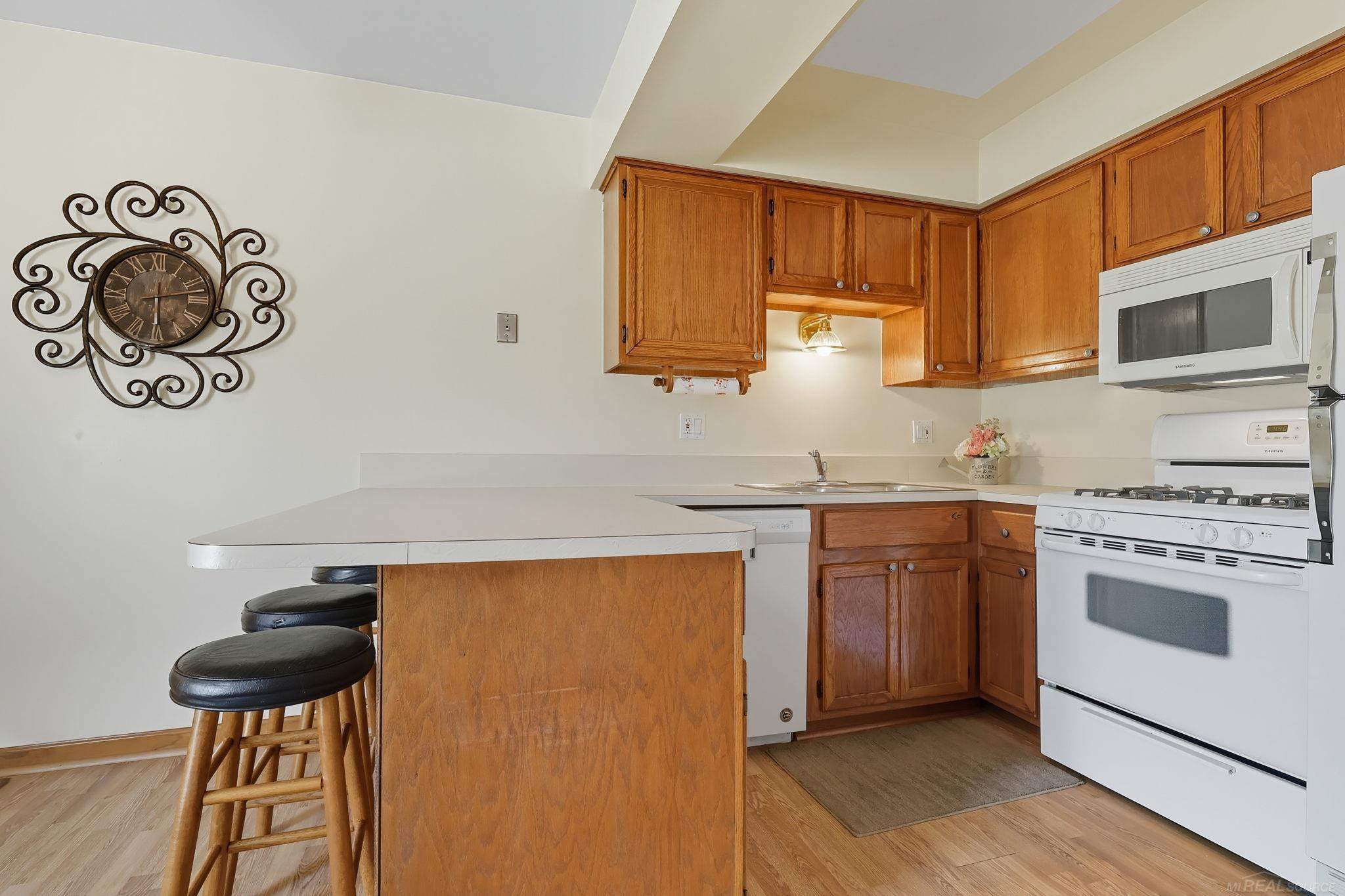 48530 Sugarbush Road, New Baltimore, MI 48047 — Photo 8
