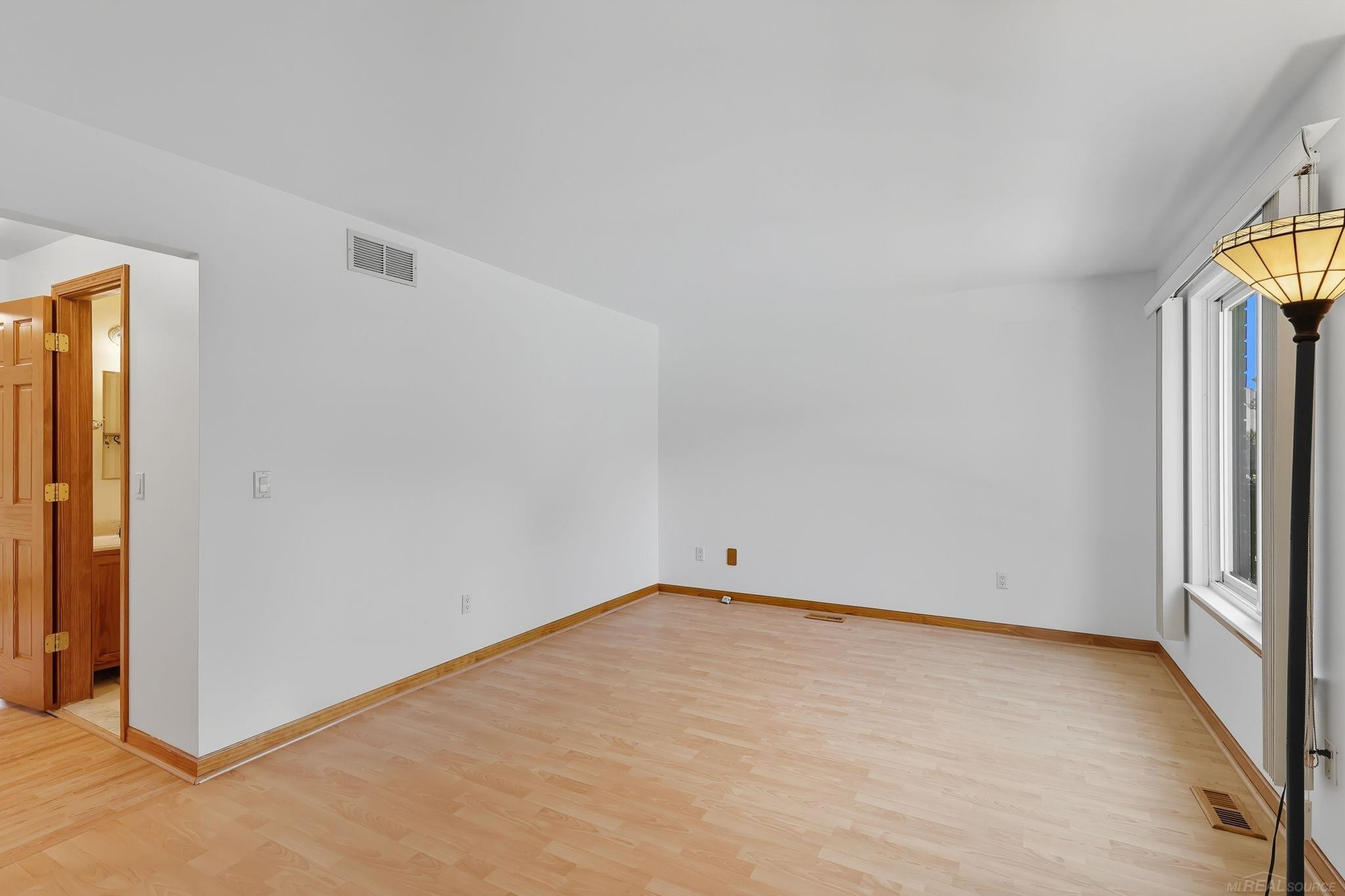 48530 Sugarbush Road, New Baltimore, MI 48047 — Photo 17