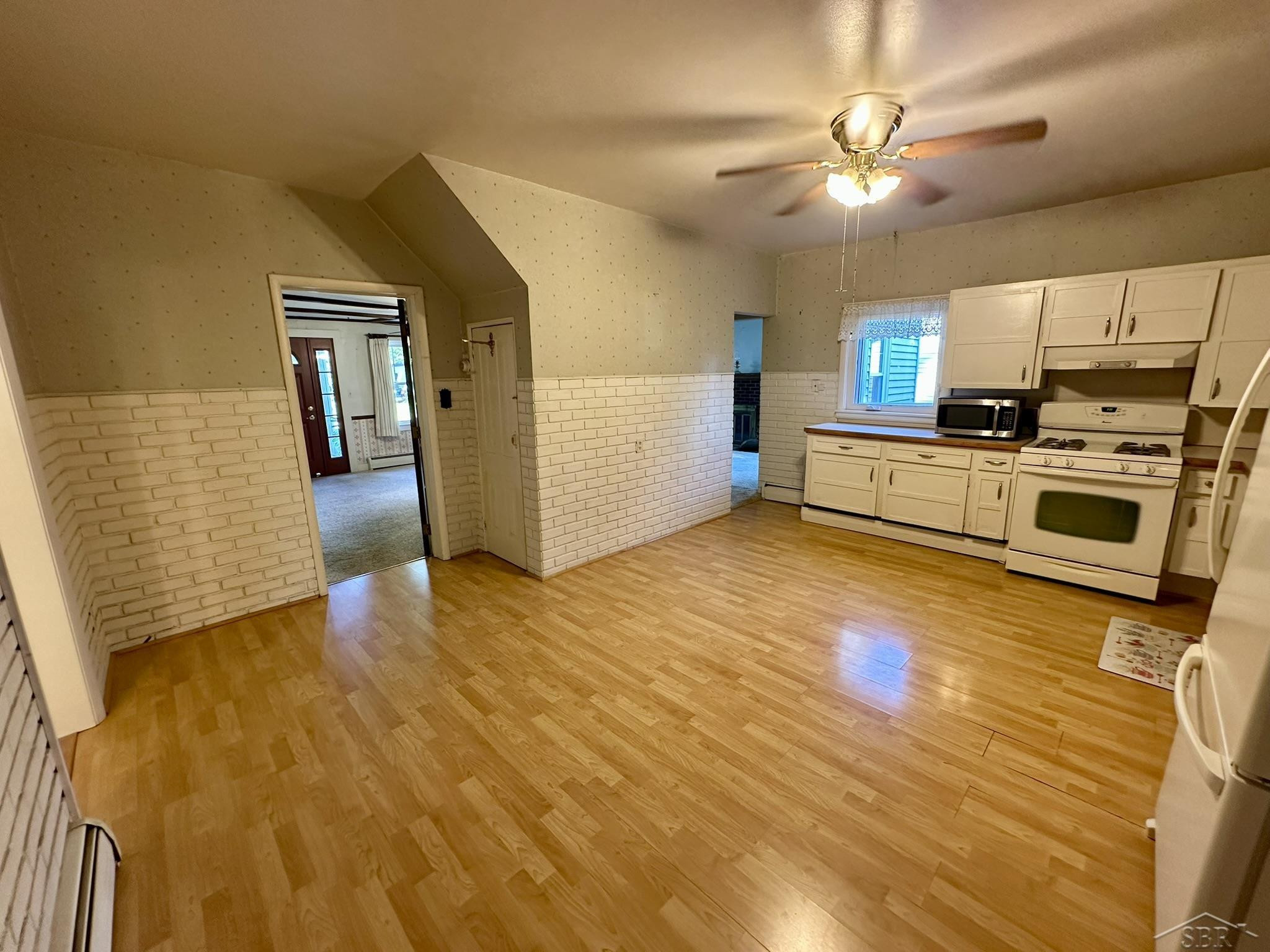 409 Smith Street, East Tawas, MI 48730 — Photo 21