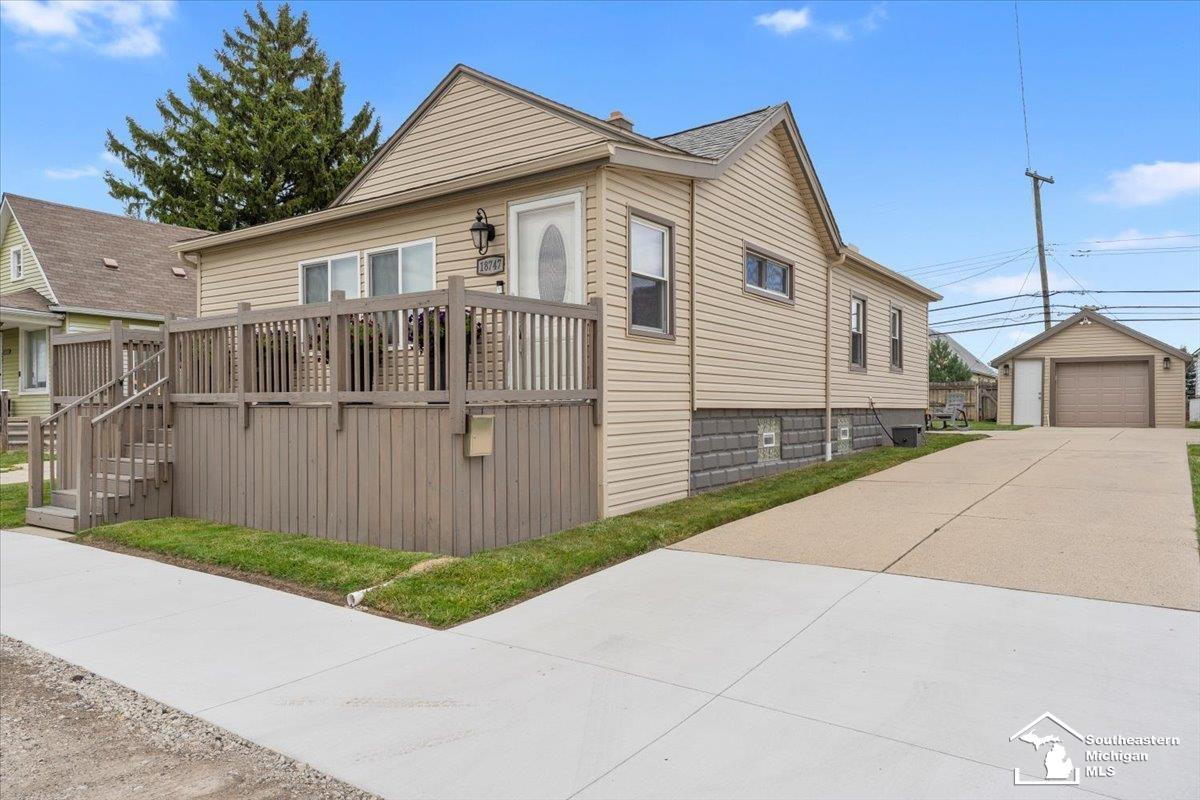 18747 Riverview Street, Riverview, MI 48193 — Photo 2