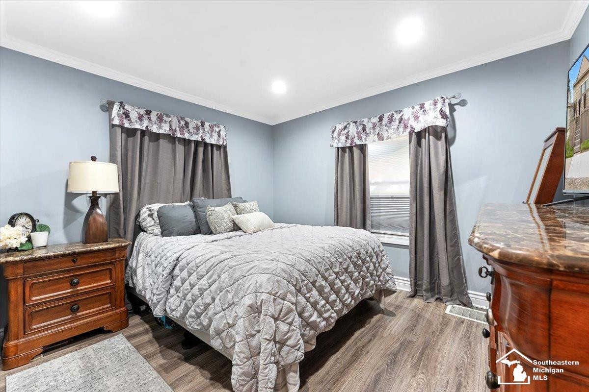 18747 Riverview Street, Riverview, MI 48193 — Photo 15