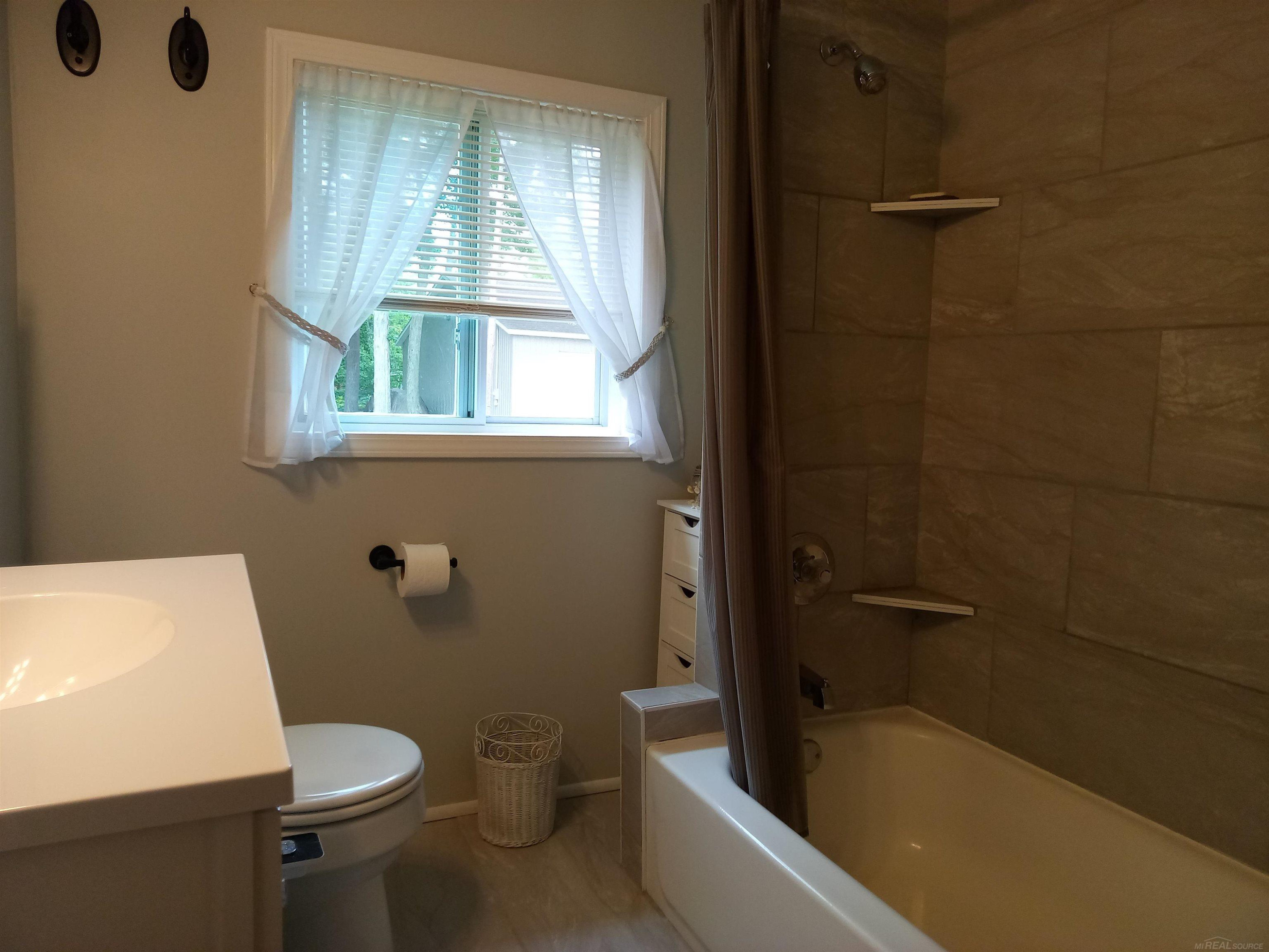 4080 Lakeside Drive, Beaverton, MI 48612 — Photo 15