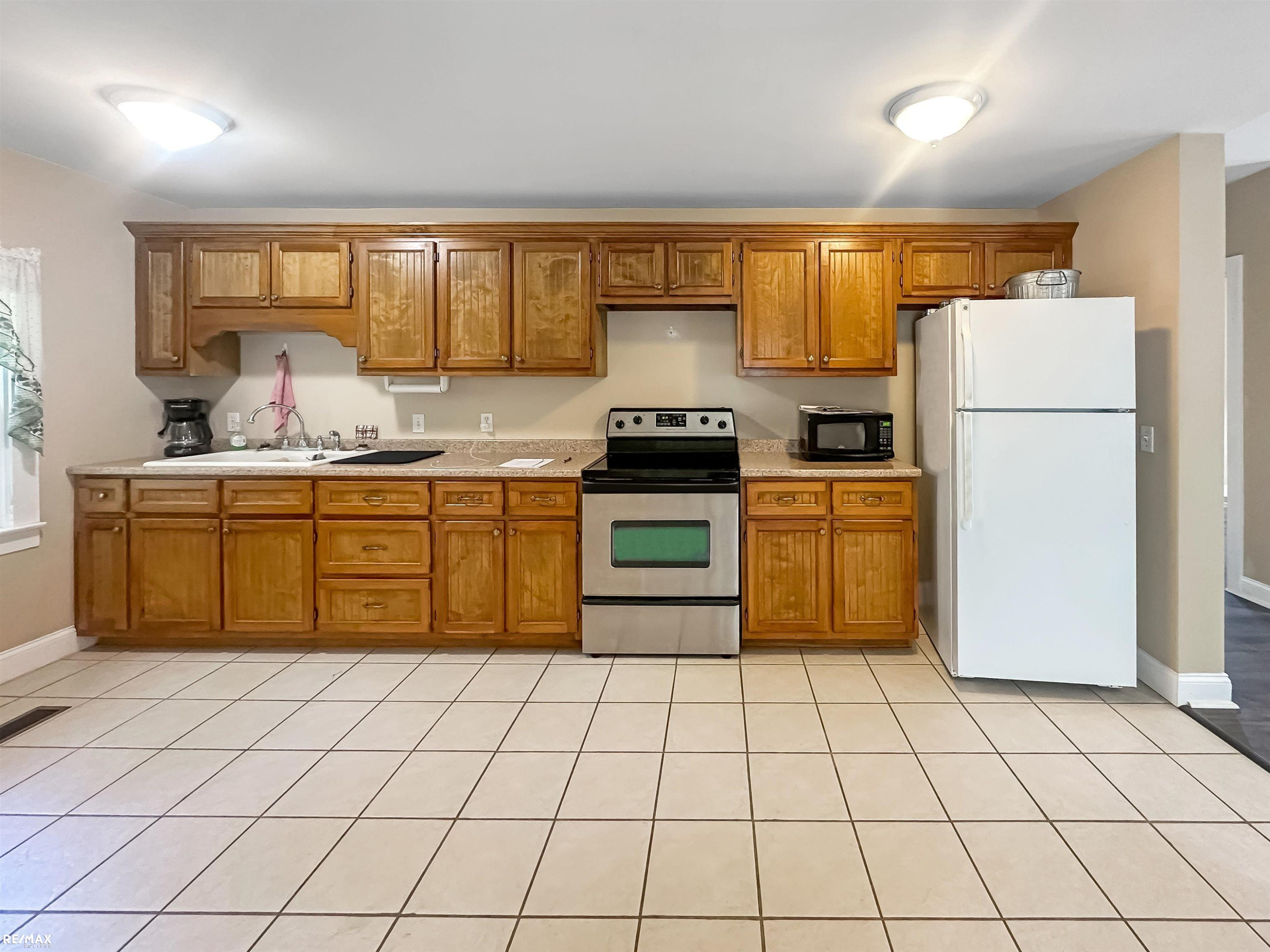 5235 Summers Road, North Branch, MI 48461 — Photo 12