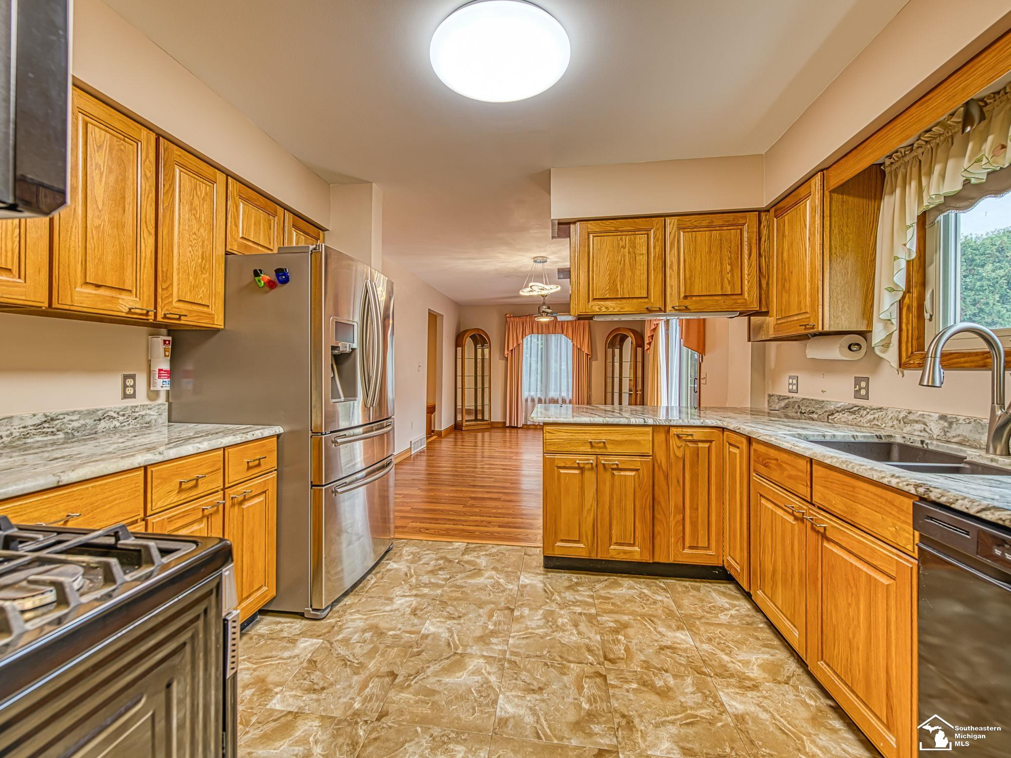 2451 N Raisinville Road, Monroe, MI 48162 — Photo 14