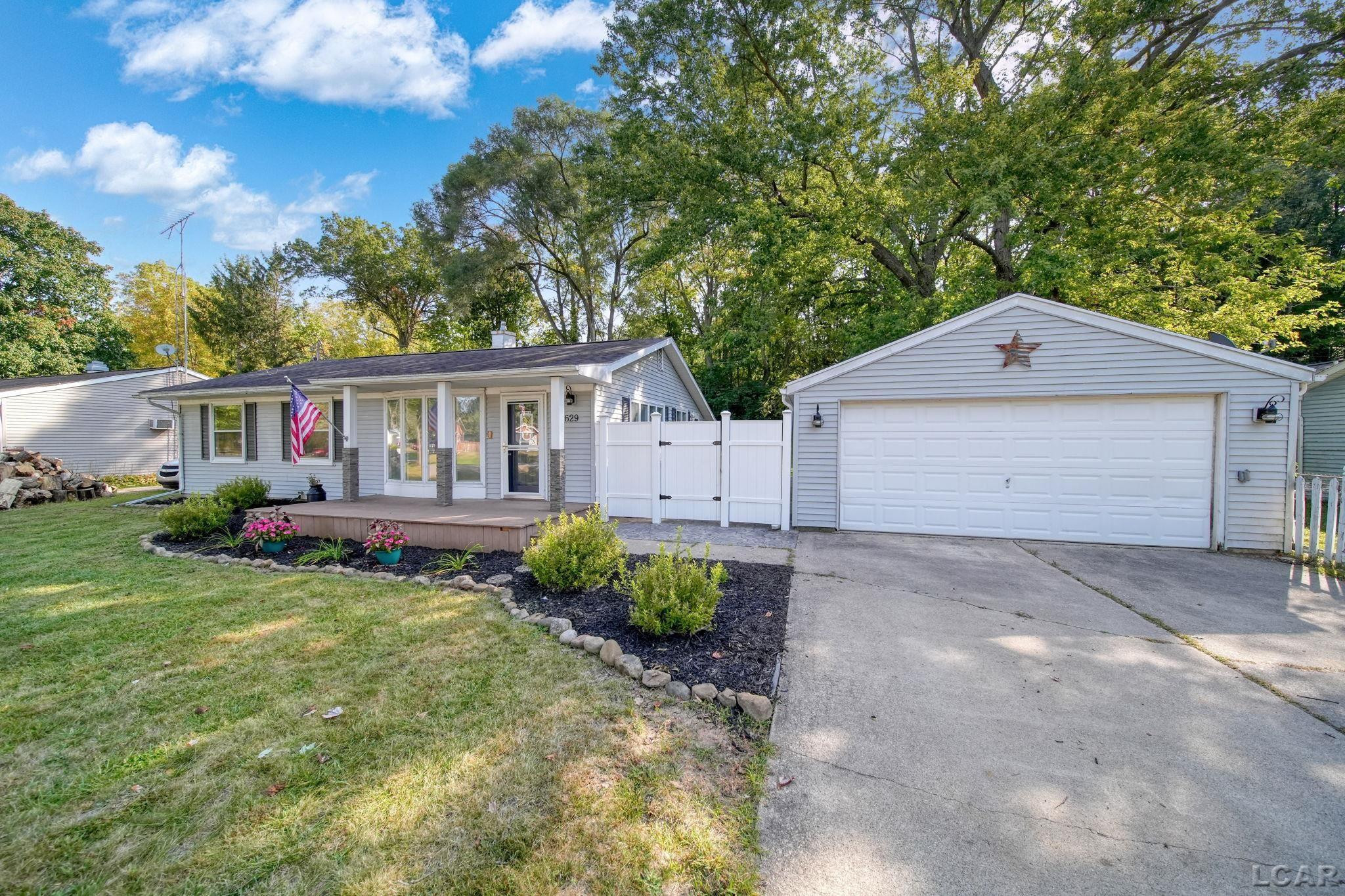 2629 Renfrew Drive, Jackson, MI 49201 — Photo 3