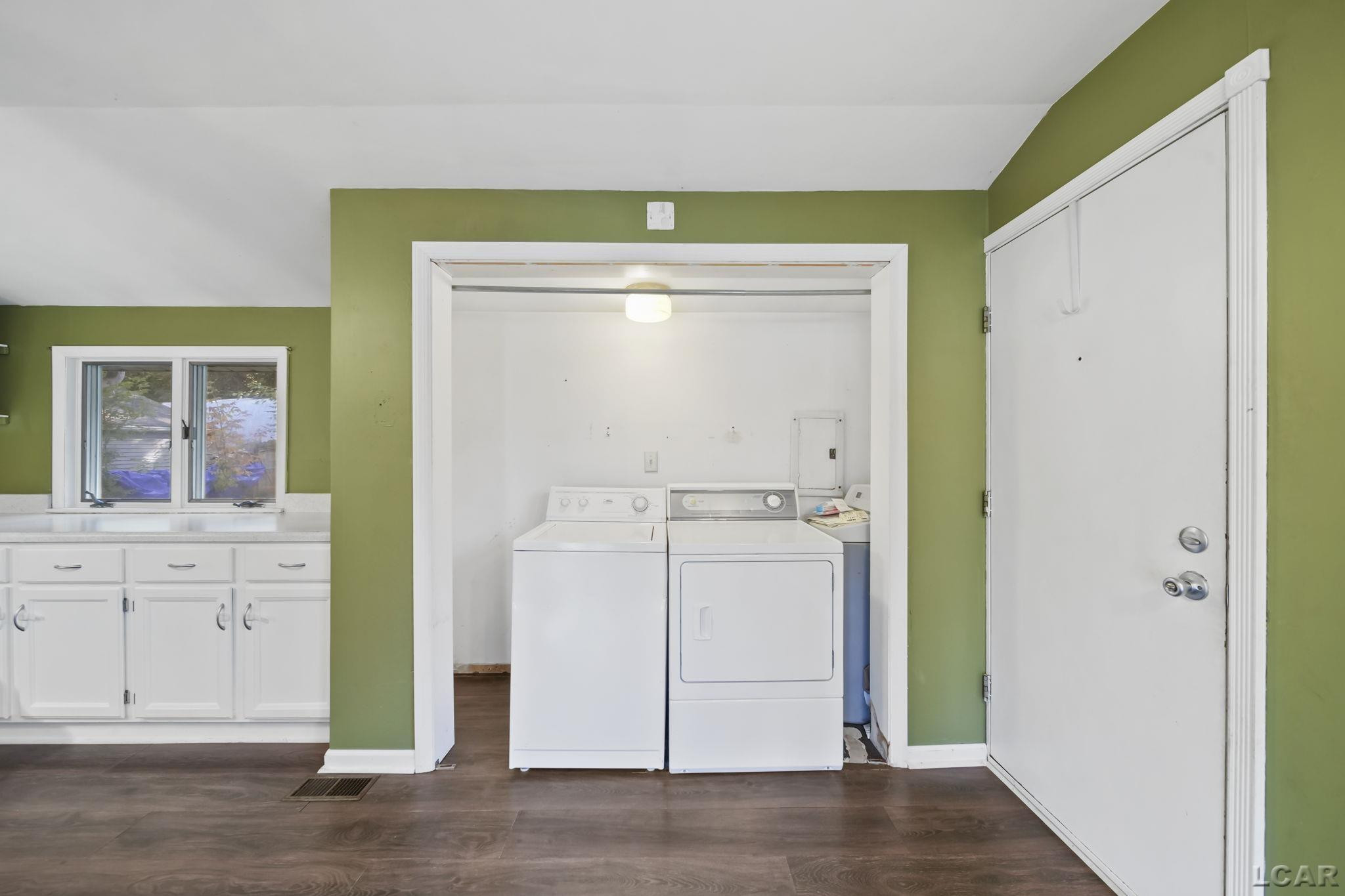 2629 Renfrew Drive, Jackson, MI 49201 — Photo 12