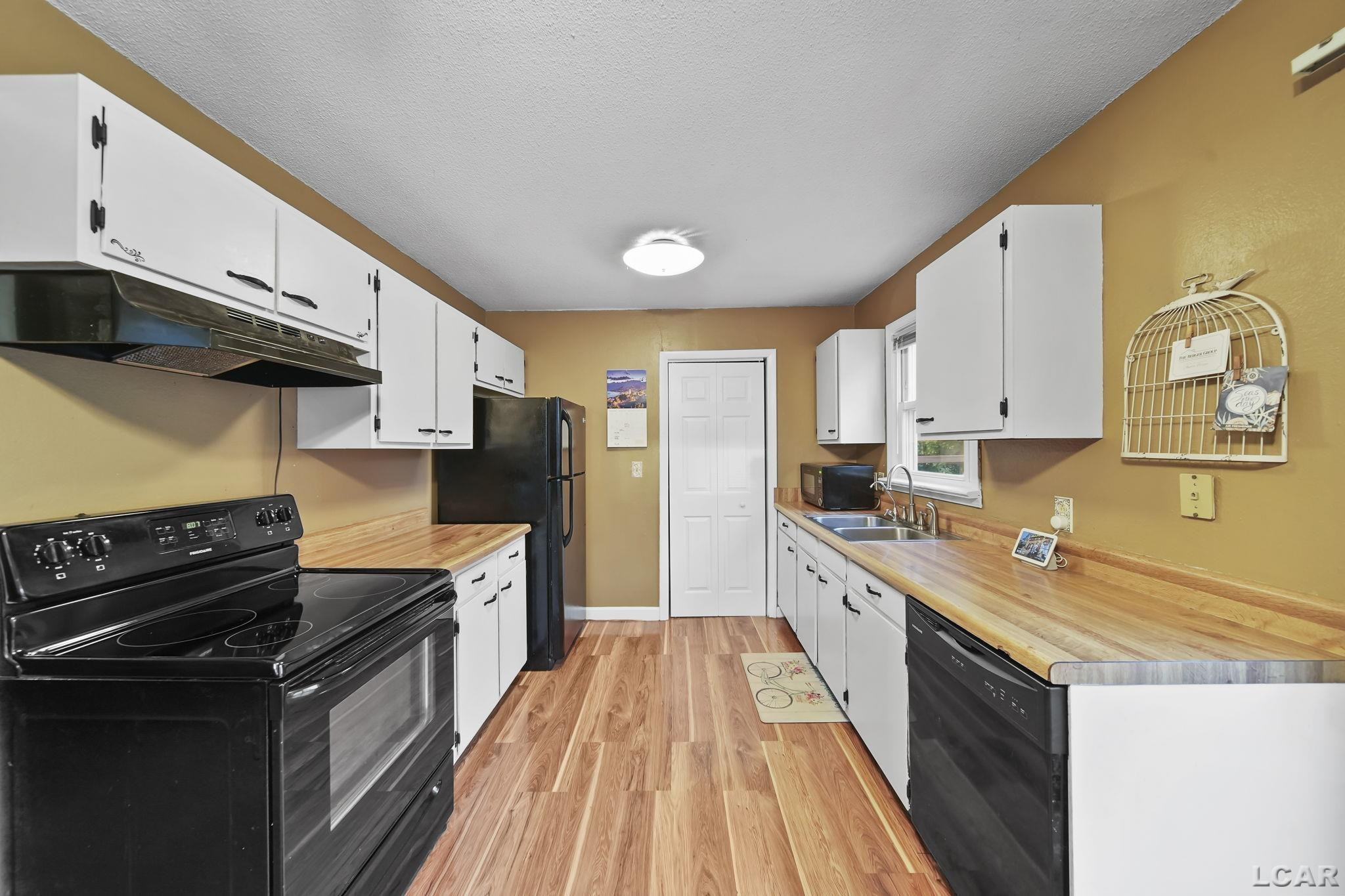 1902 Cadmus Road, Adrian, MI 49221 — Photo 11