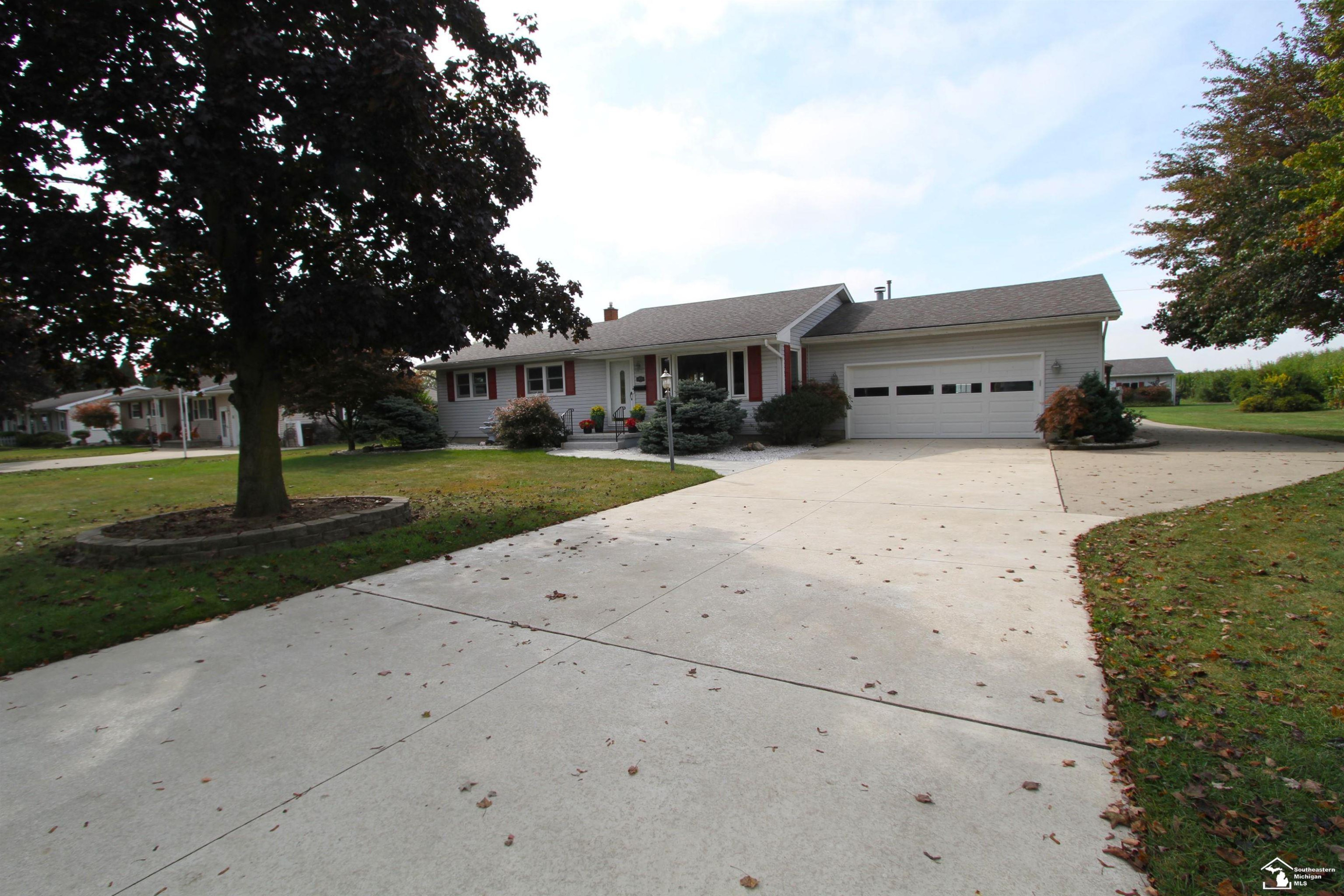 4833 STADLER Road, Monroe, MI 48162 — Photo 2