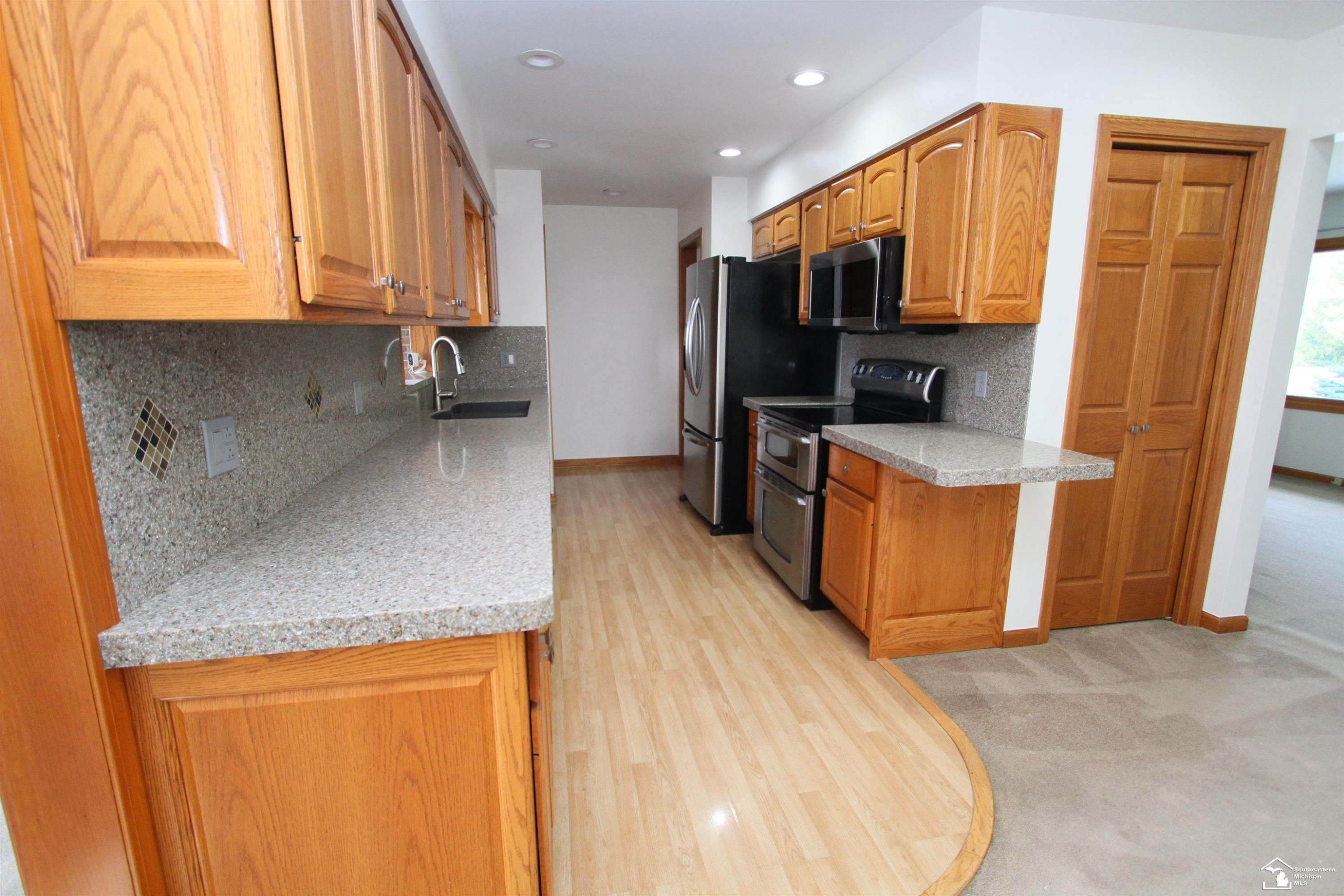 4833 STADLER Road, Monroe, MI 48162 — Photo 23