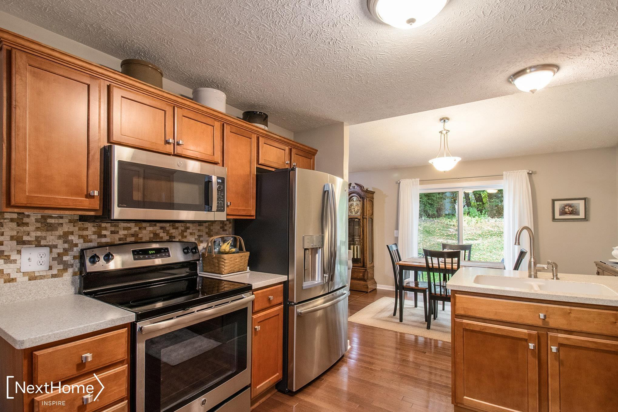 870 Spirea Street, Howell, MI 48843 — Photo 8