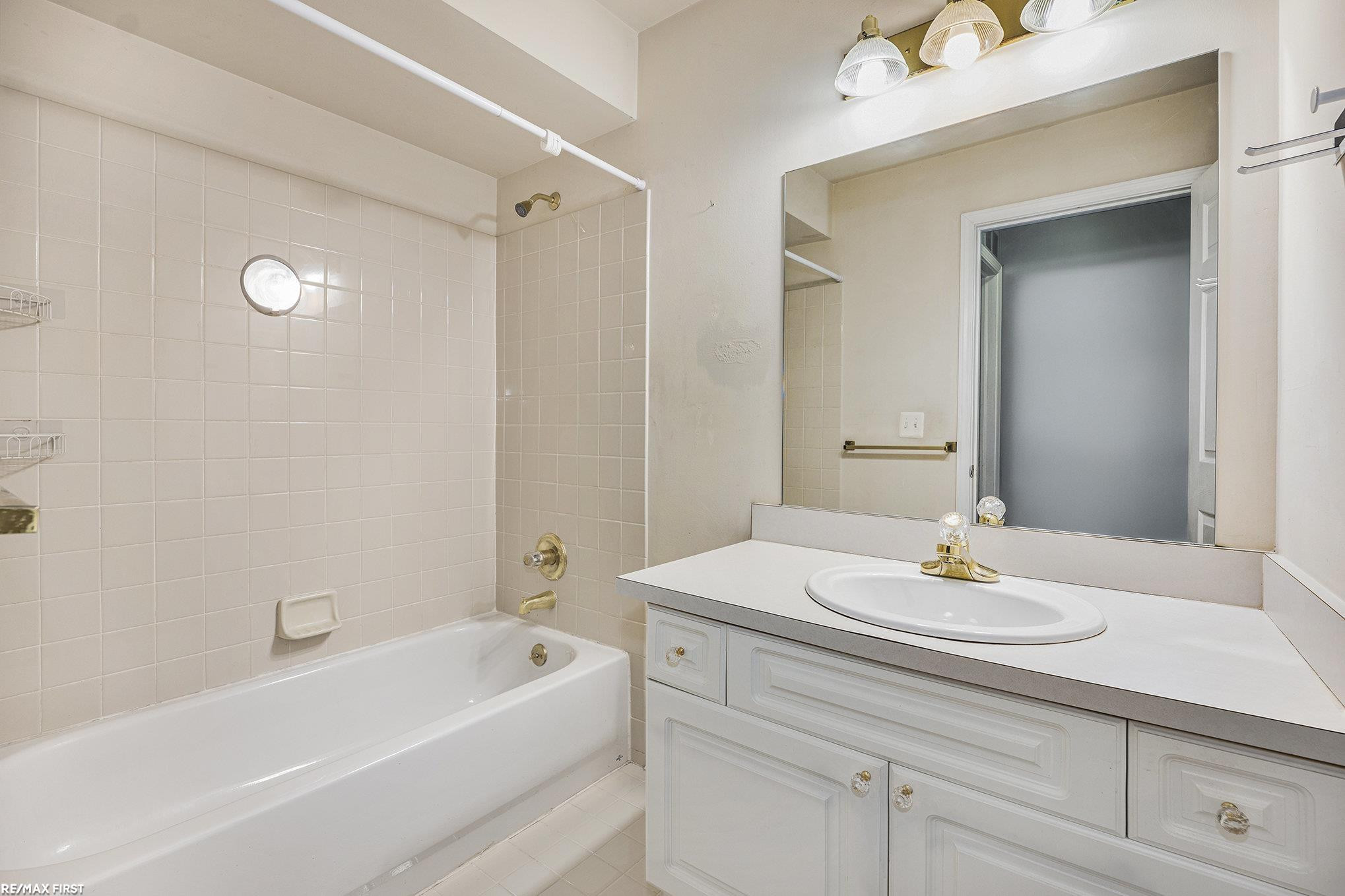 44856 Marigold Drive, Sterling Heights, MI 48314 — Photo 15