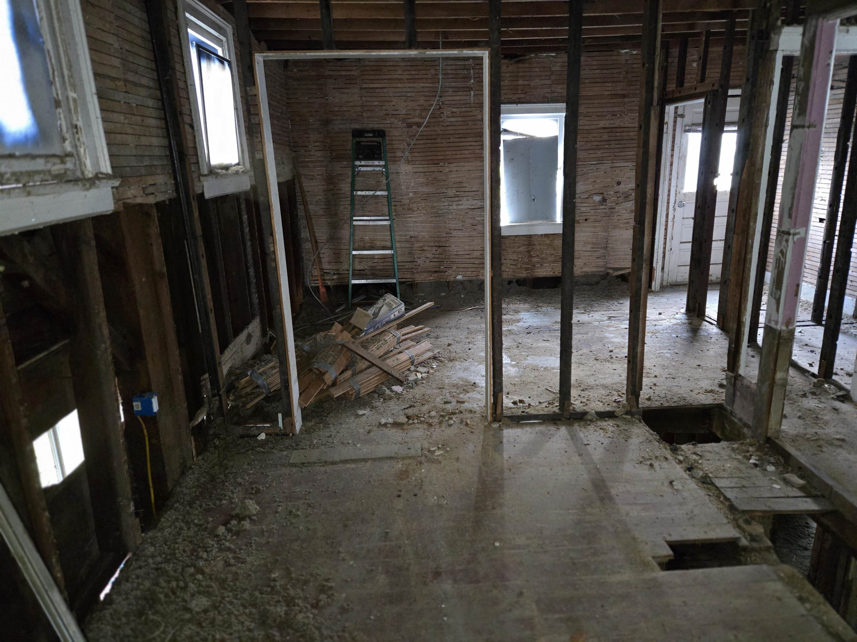 339 N Main Street, Lapeer, MI 48446 — Photo 11