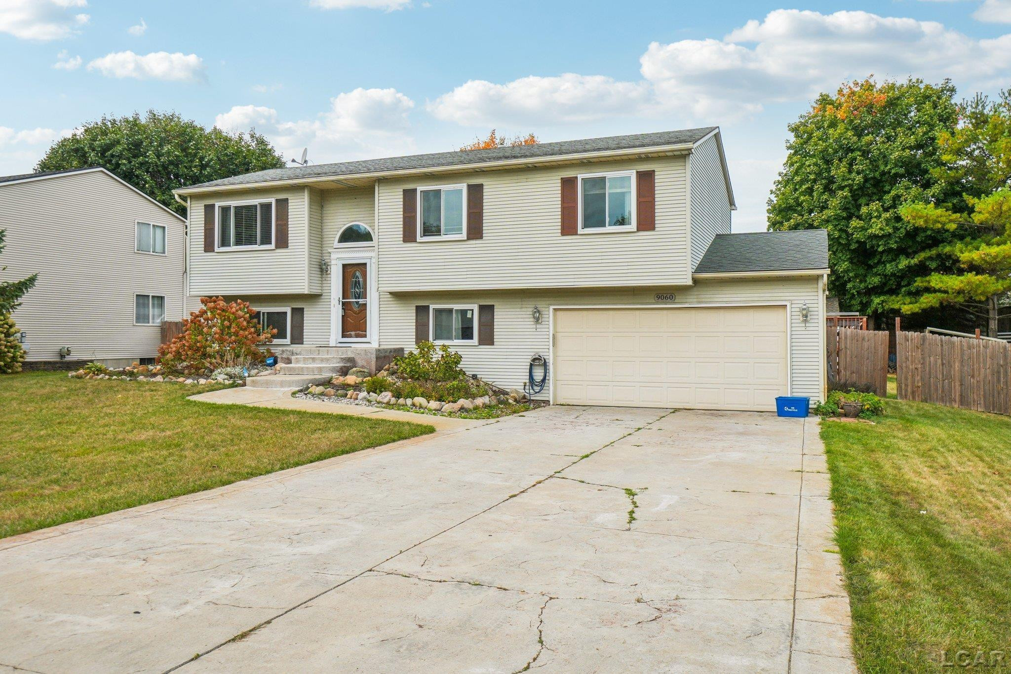 9060 Wildwood Lake Drive, Whitmore Lake, MI 48189 — Photo 3