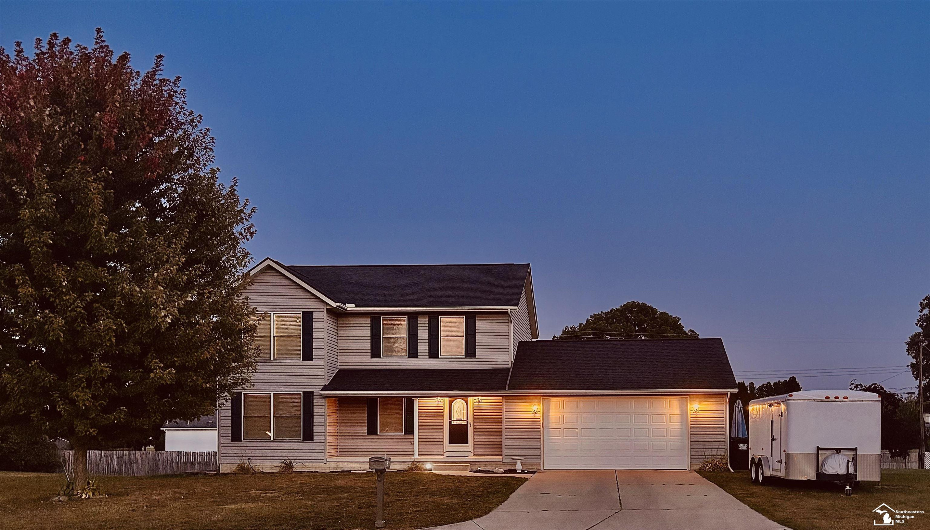 151 Aberdeen Ln Lane, Monroe, MI 48161 — front exterior
